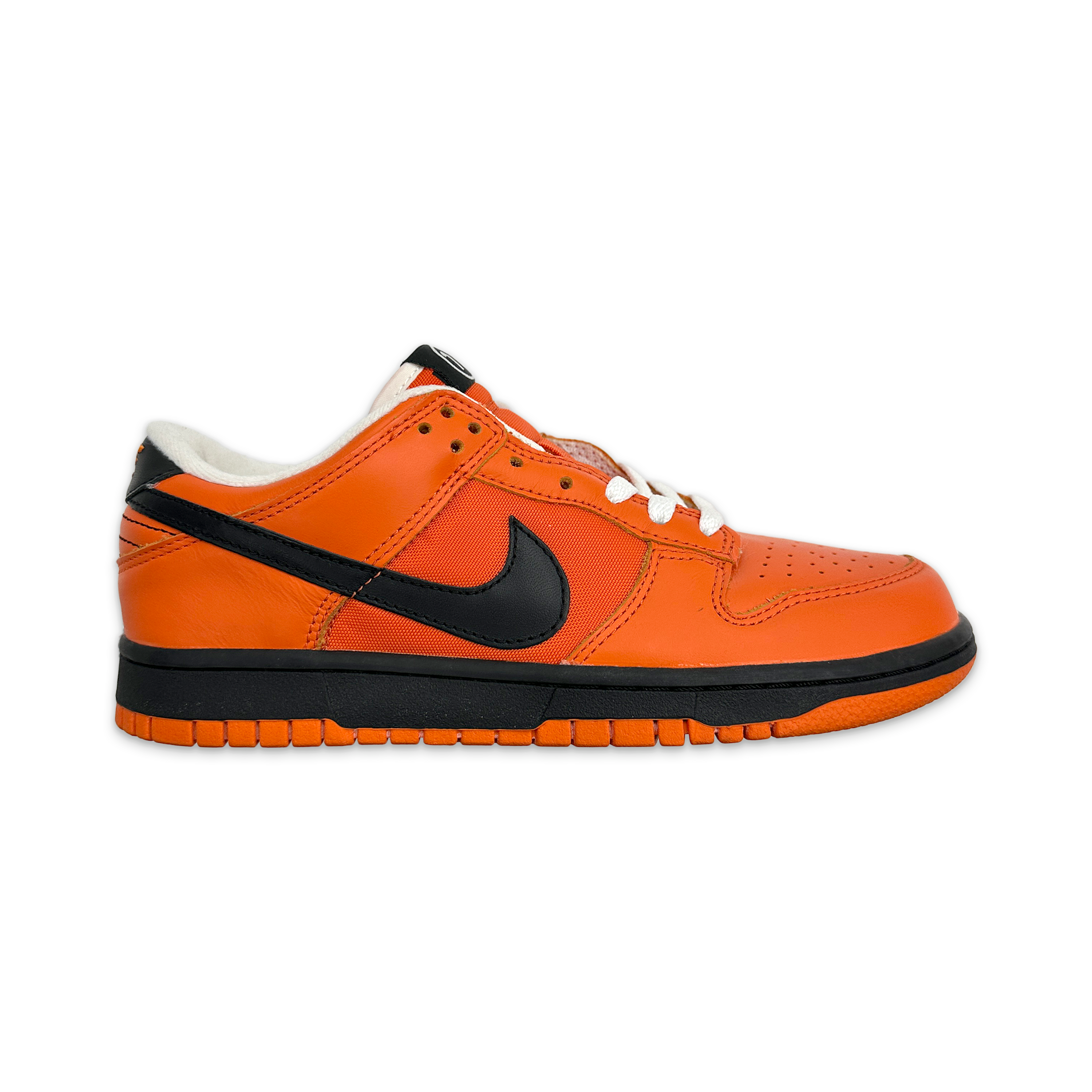 Request, Nike Dunk Low “Holland”