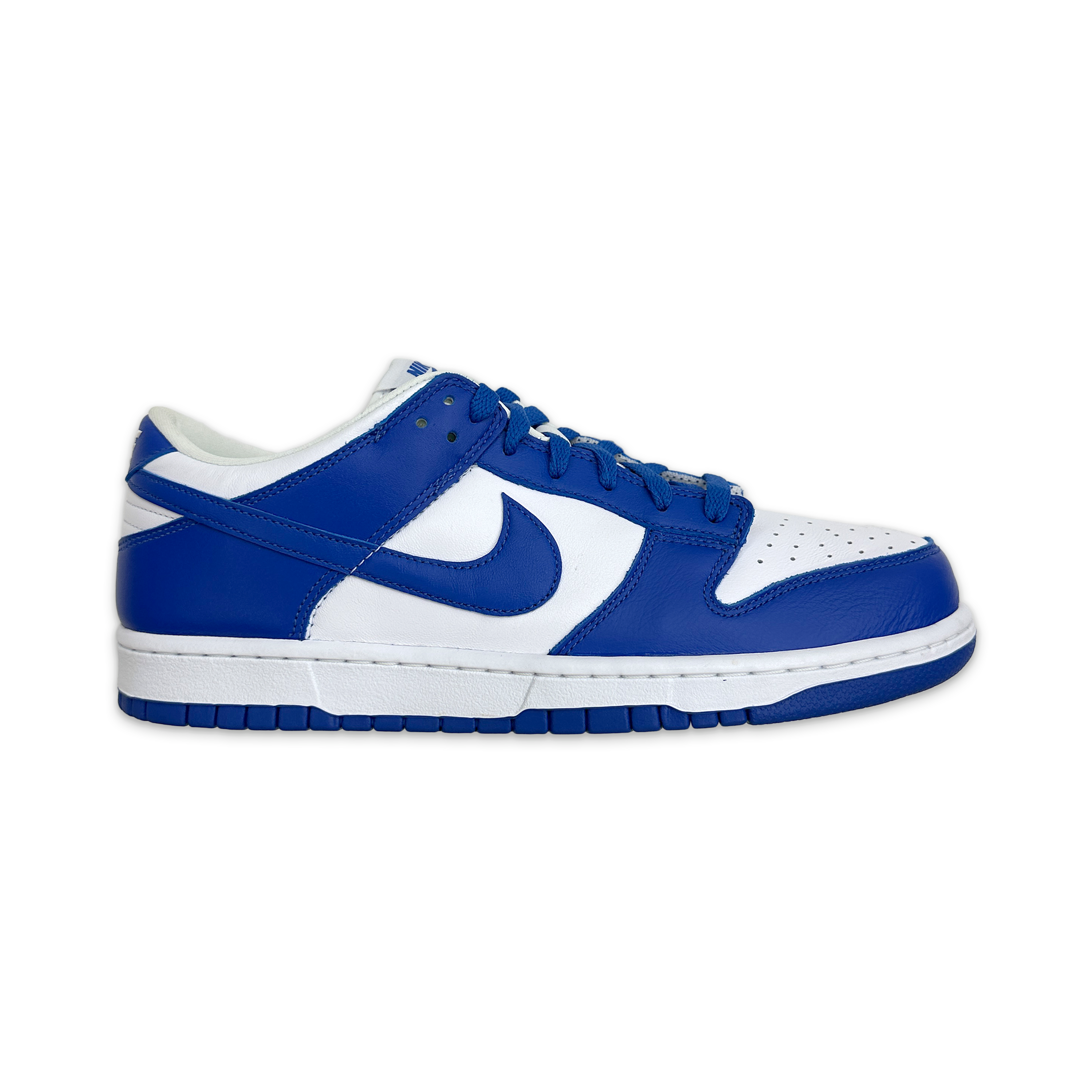 Request, Nike Dunk Low “Kentucky”