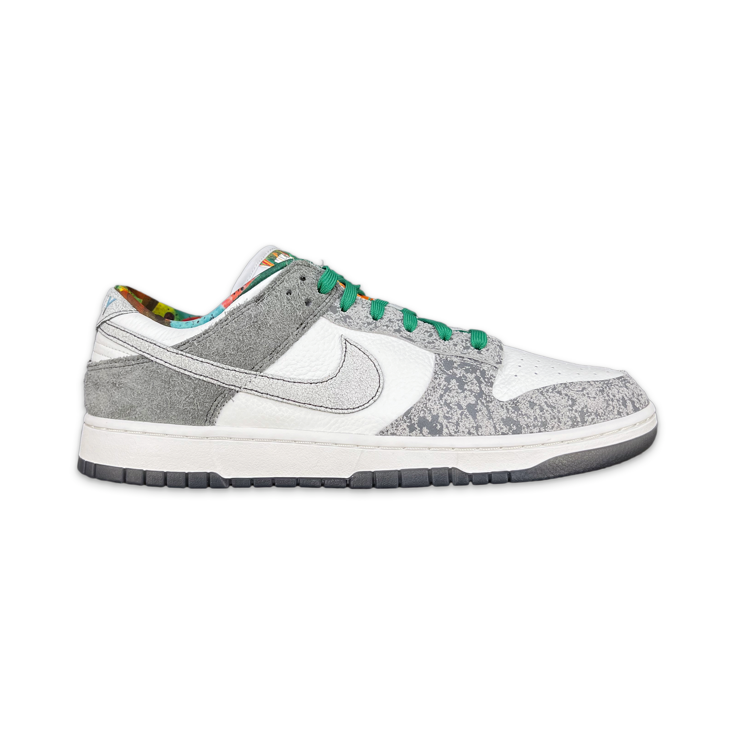 Request, Nike Dunk Low PRM "Philly"