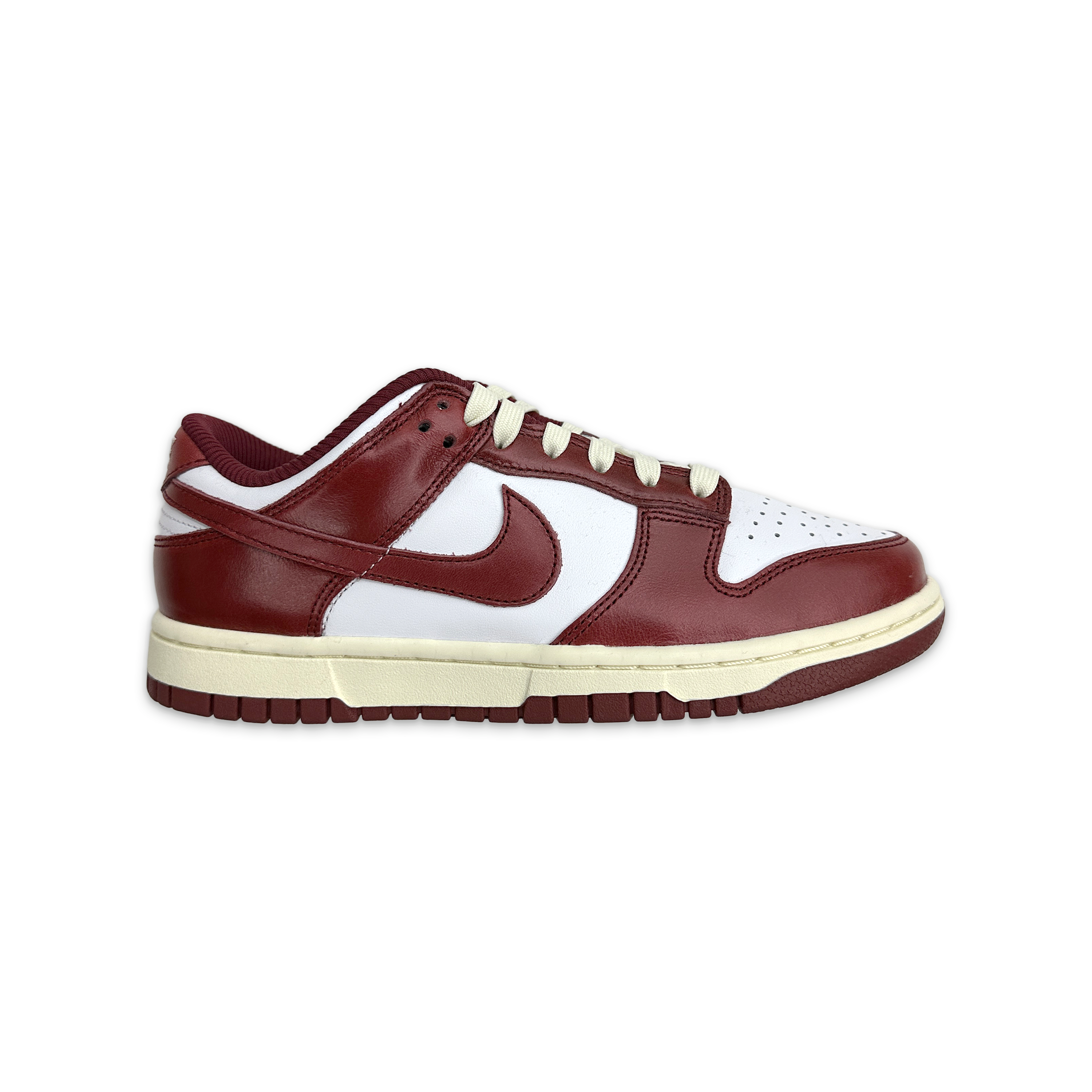 Request, Nike Dunk Low PRM "Vintage Team Red" (W)