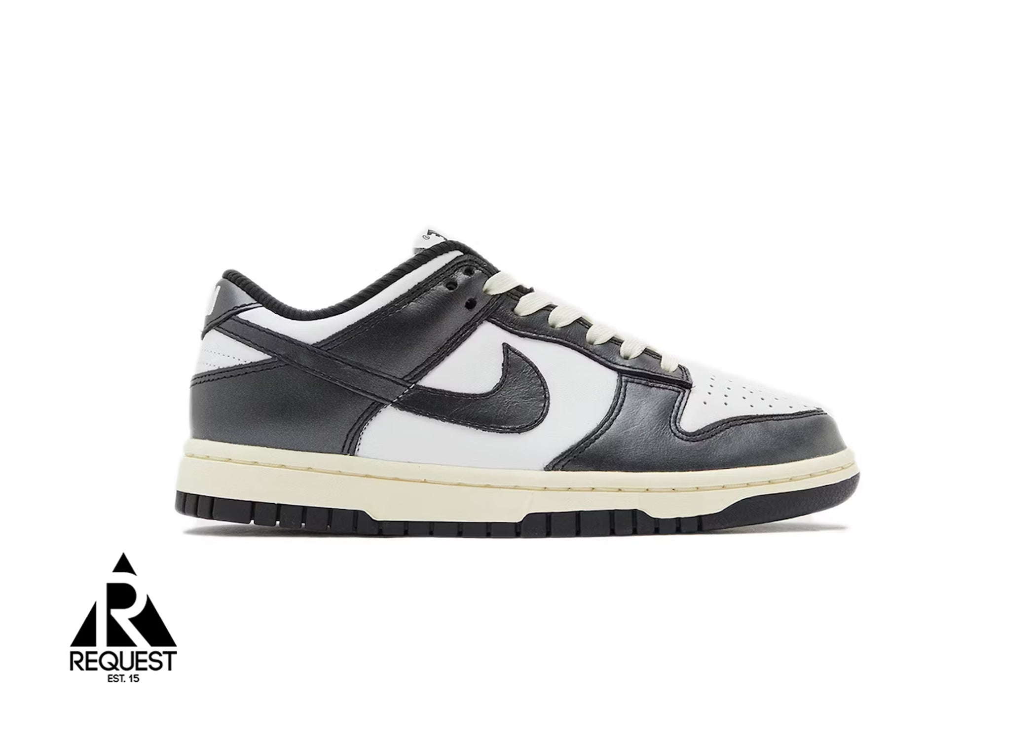 Nike Dunk Low "Vintage Panda" (W)