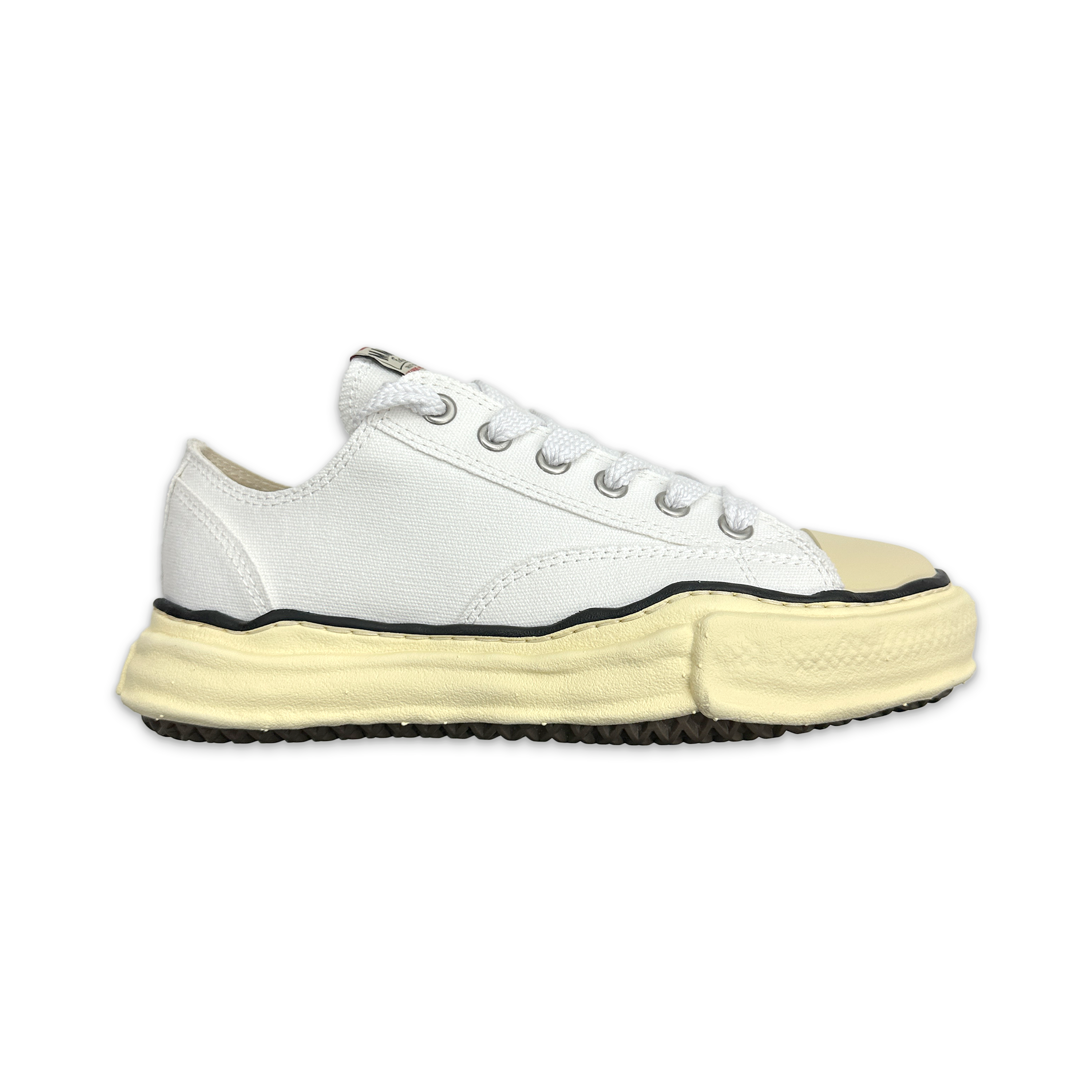 Vintage Peterson Canvas Low "White"