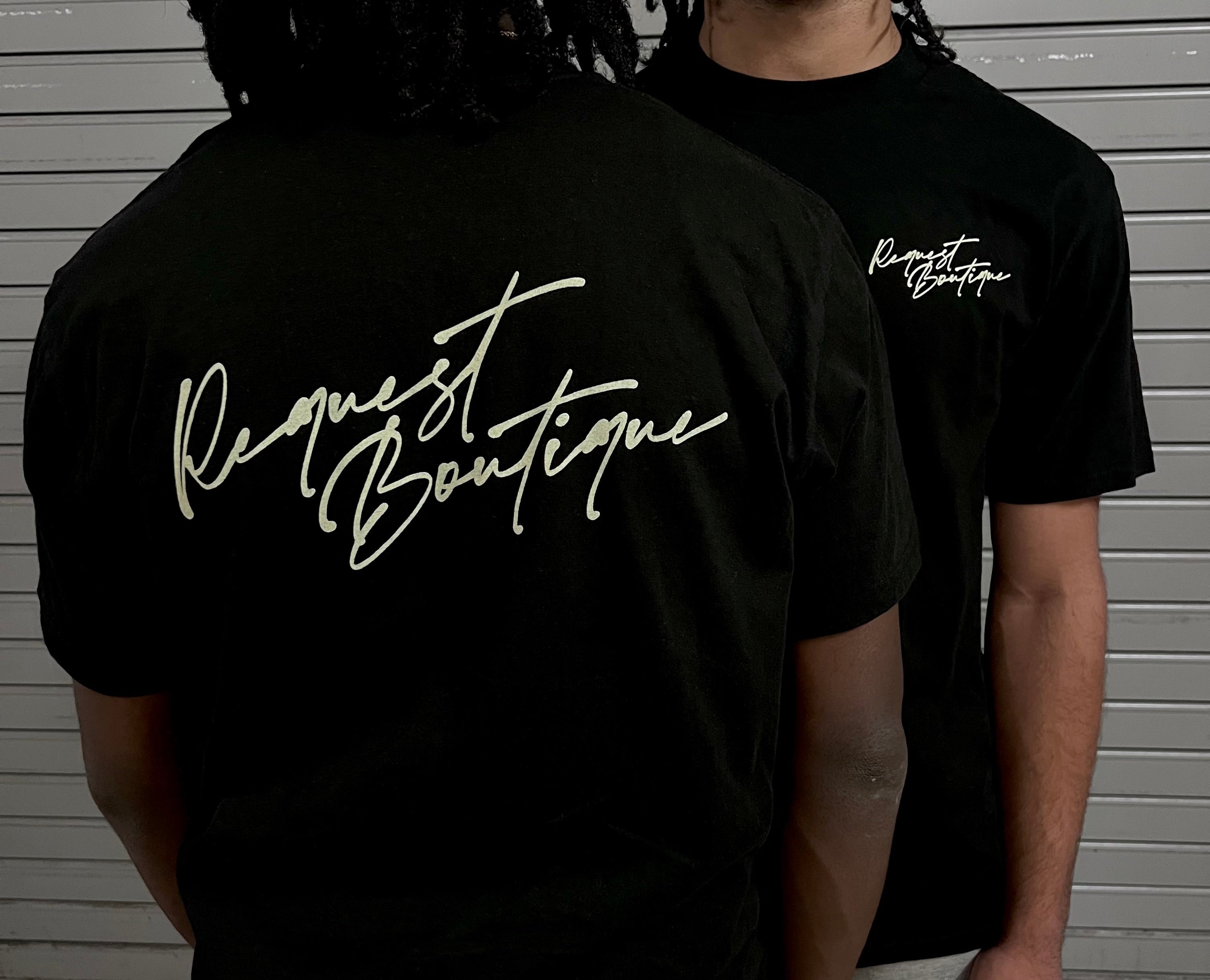 Request Script Tee "Black Cream"