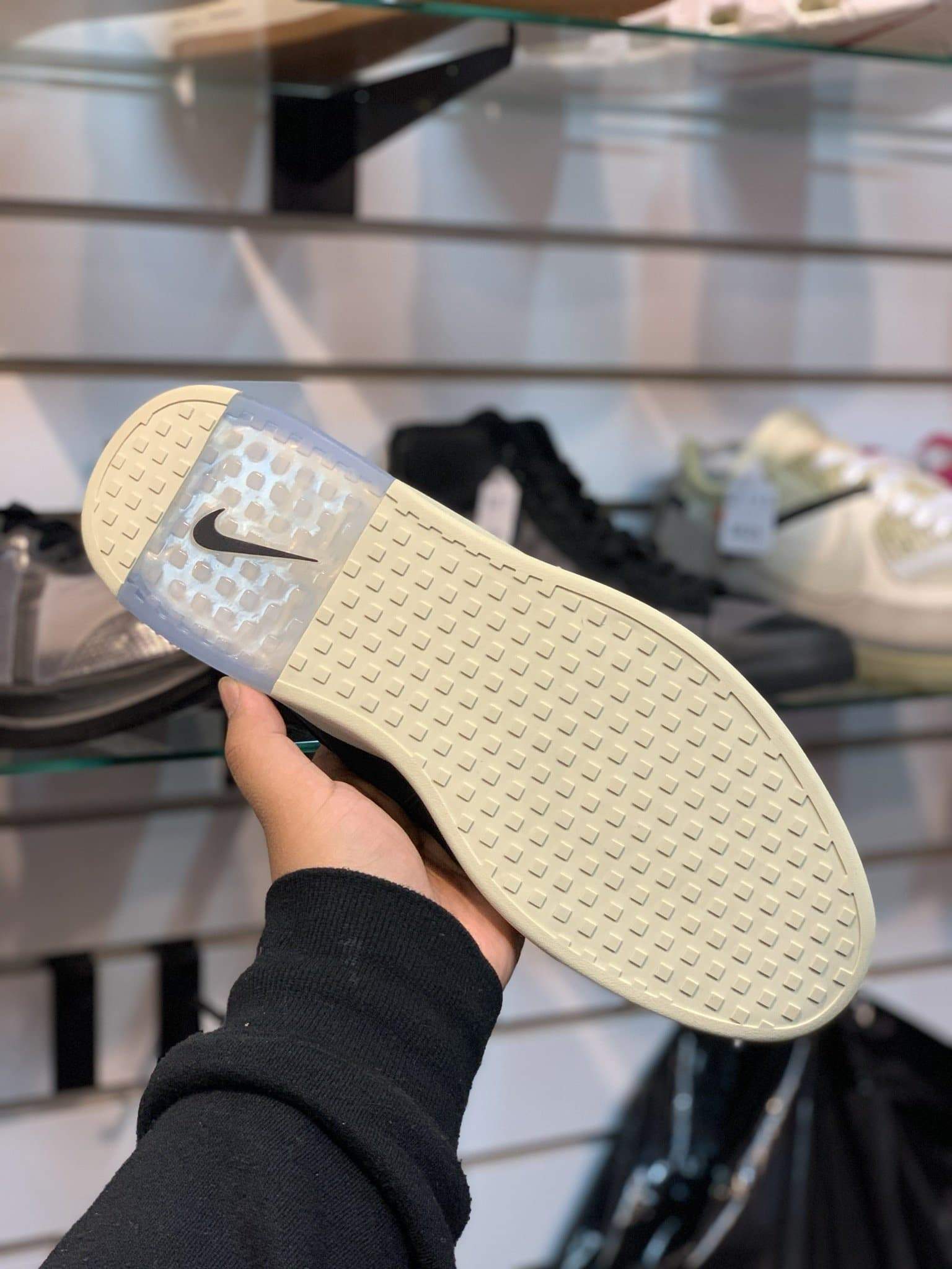 Air Fear of God Raid “Black”