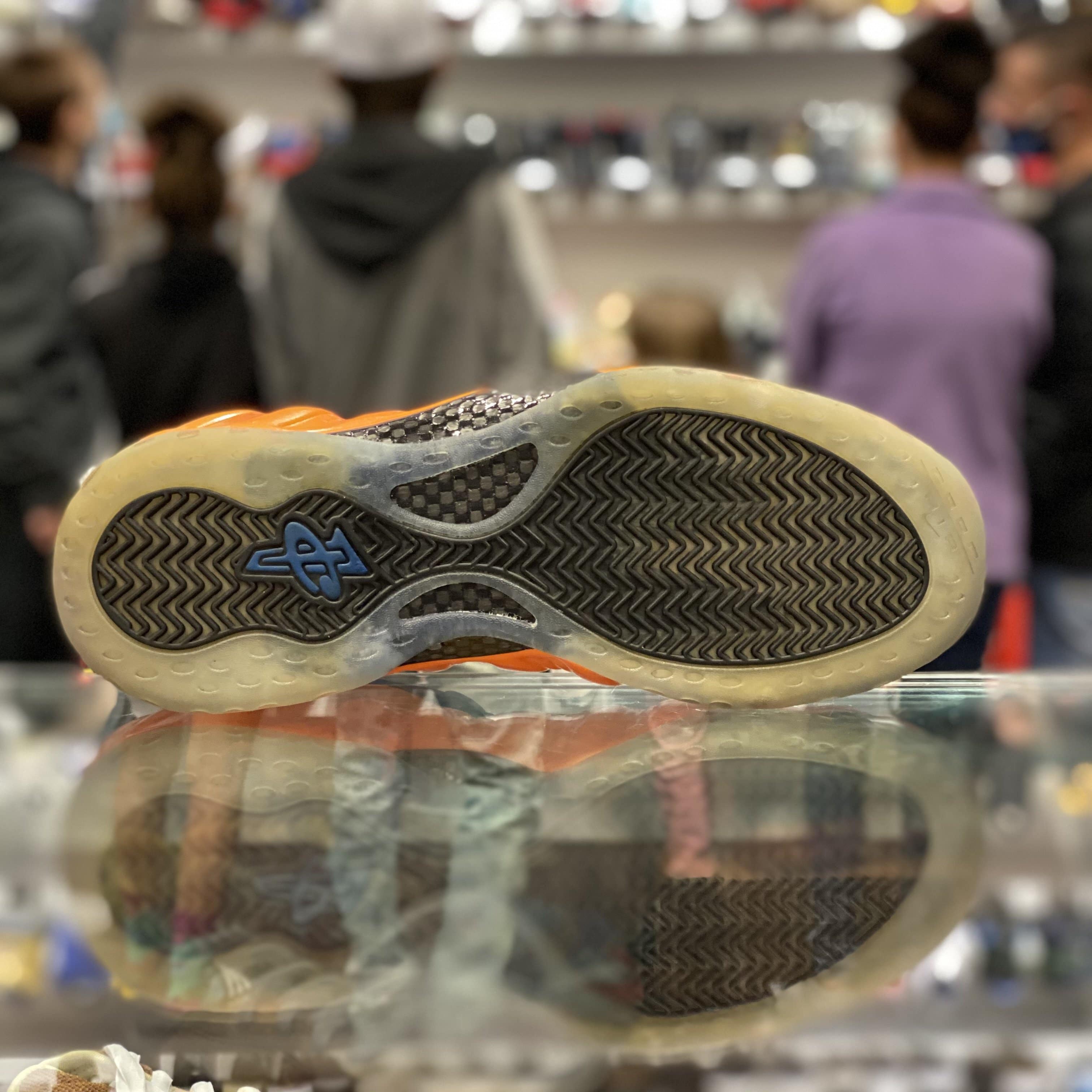 Air Foamposite One “Knicks”