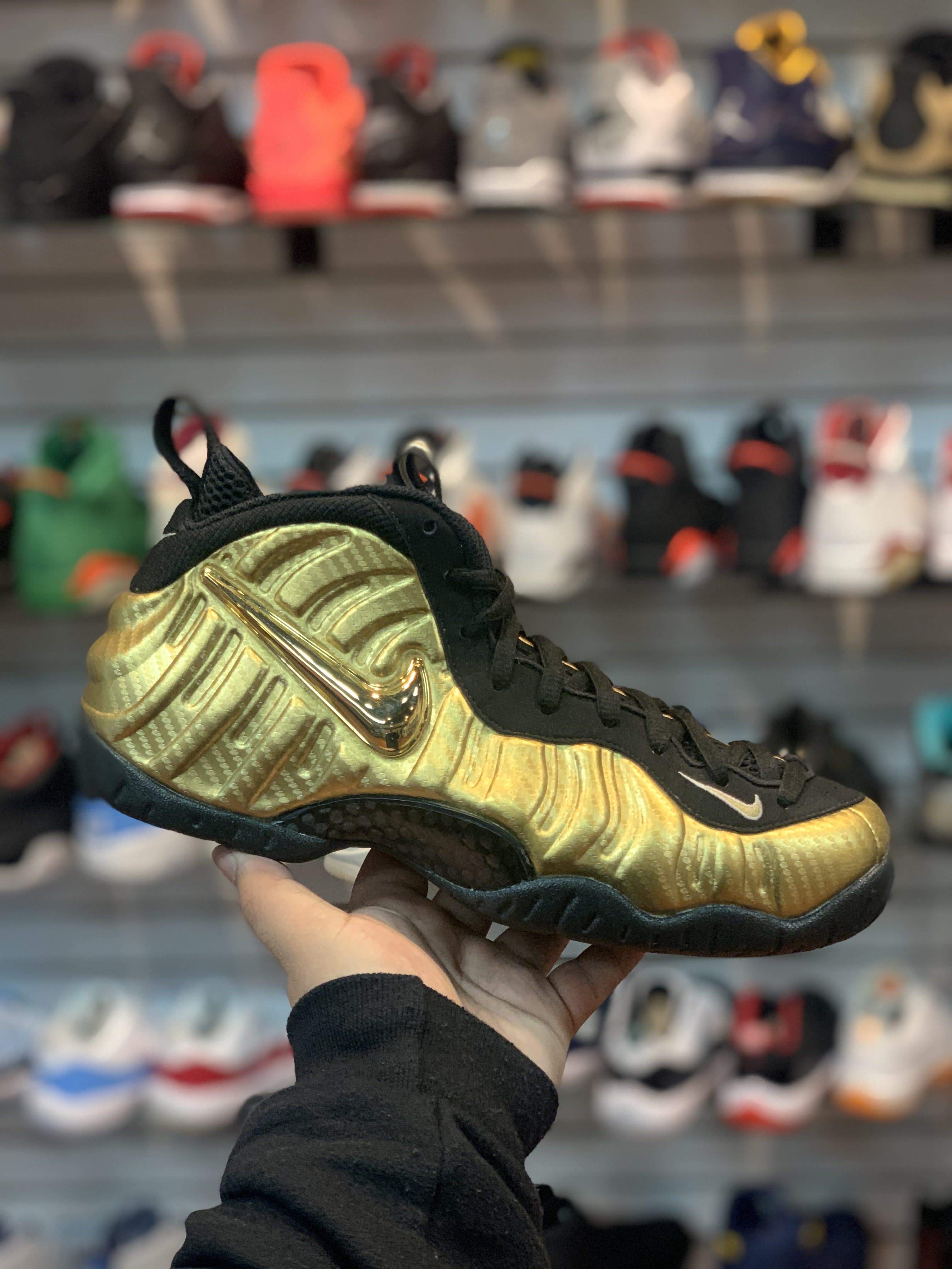 Air Foamposite Pro “Metallic Gold”