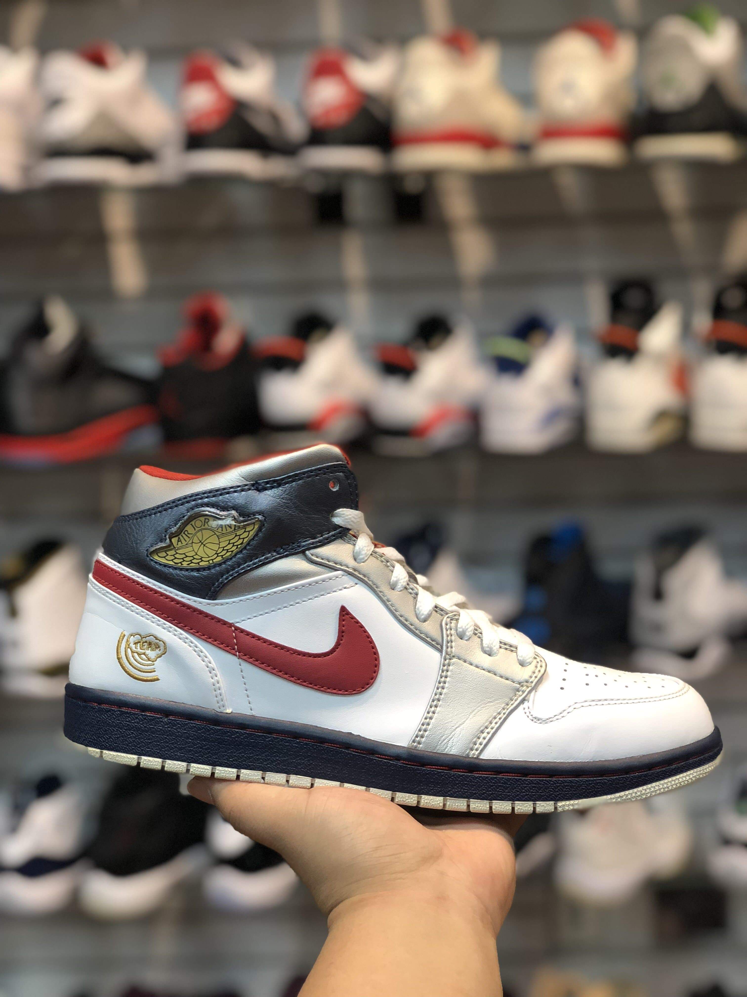 Air Jordan 1 Retro “Olympic 2008”