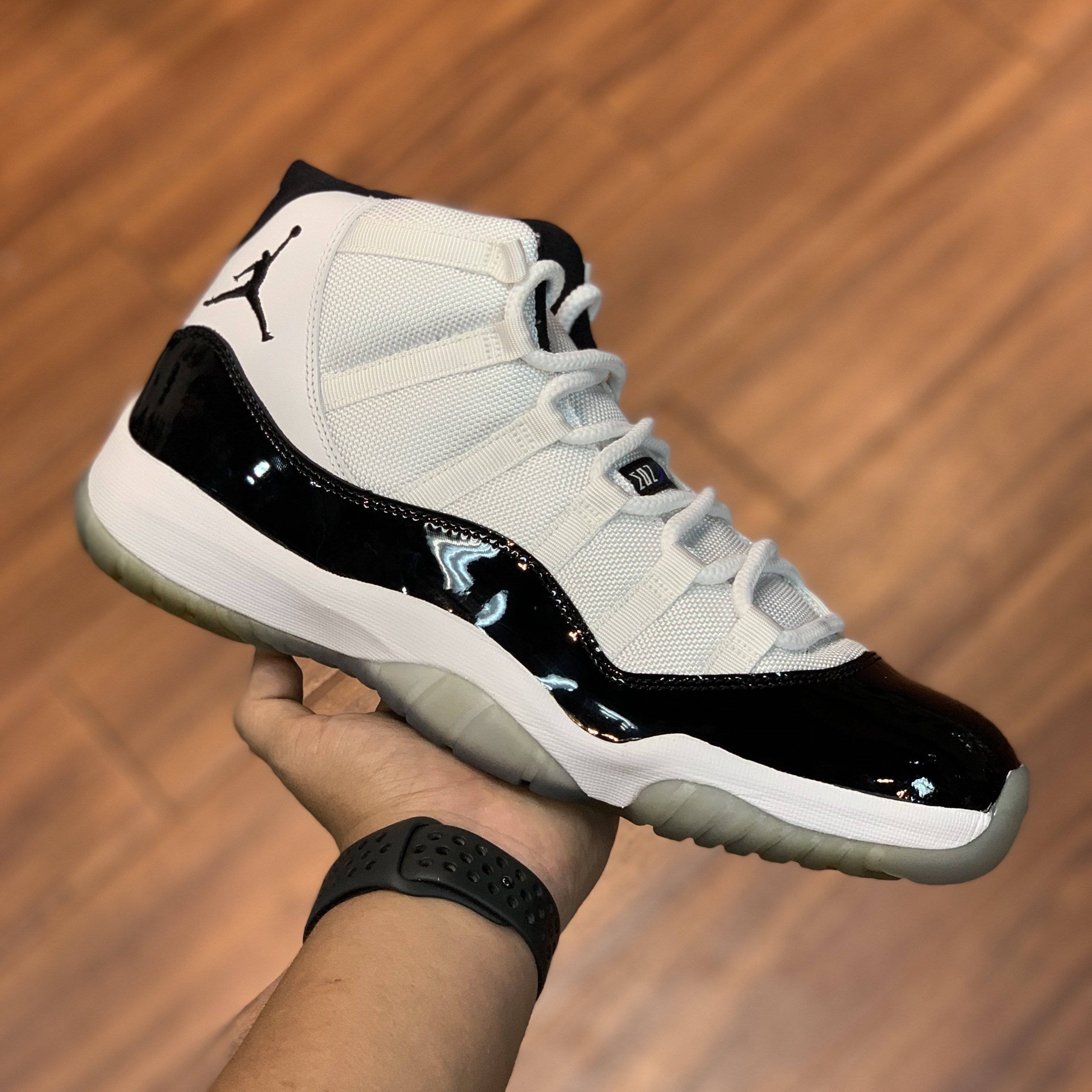 Air Jordan 11 Retro 2011 “Concord”