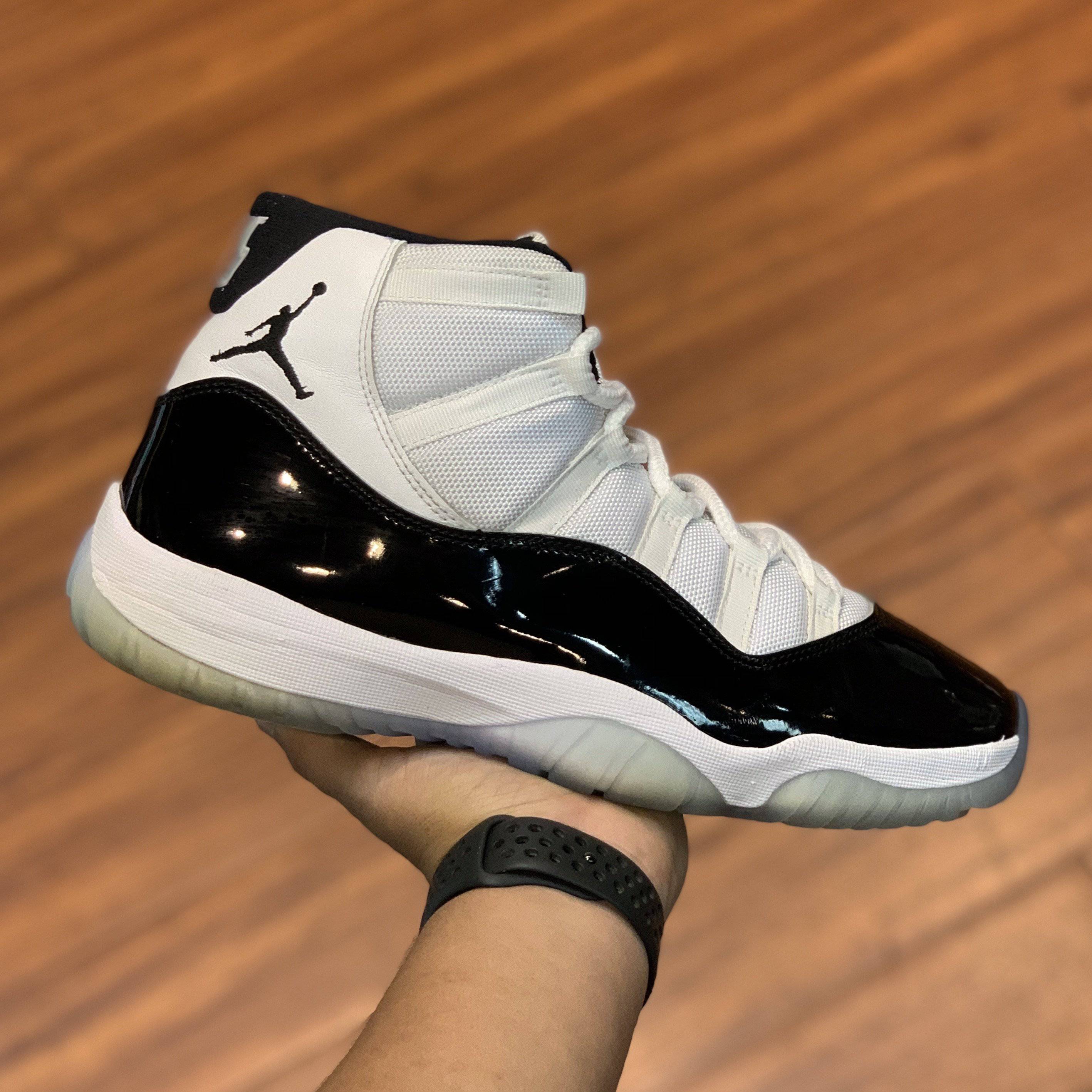 Air Jordan 11 Retro 2011 “Concord”