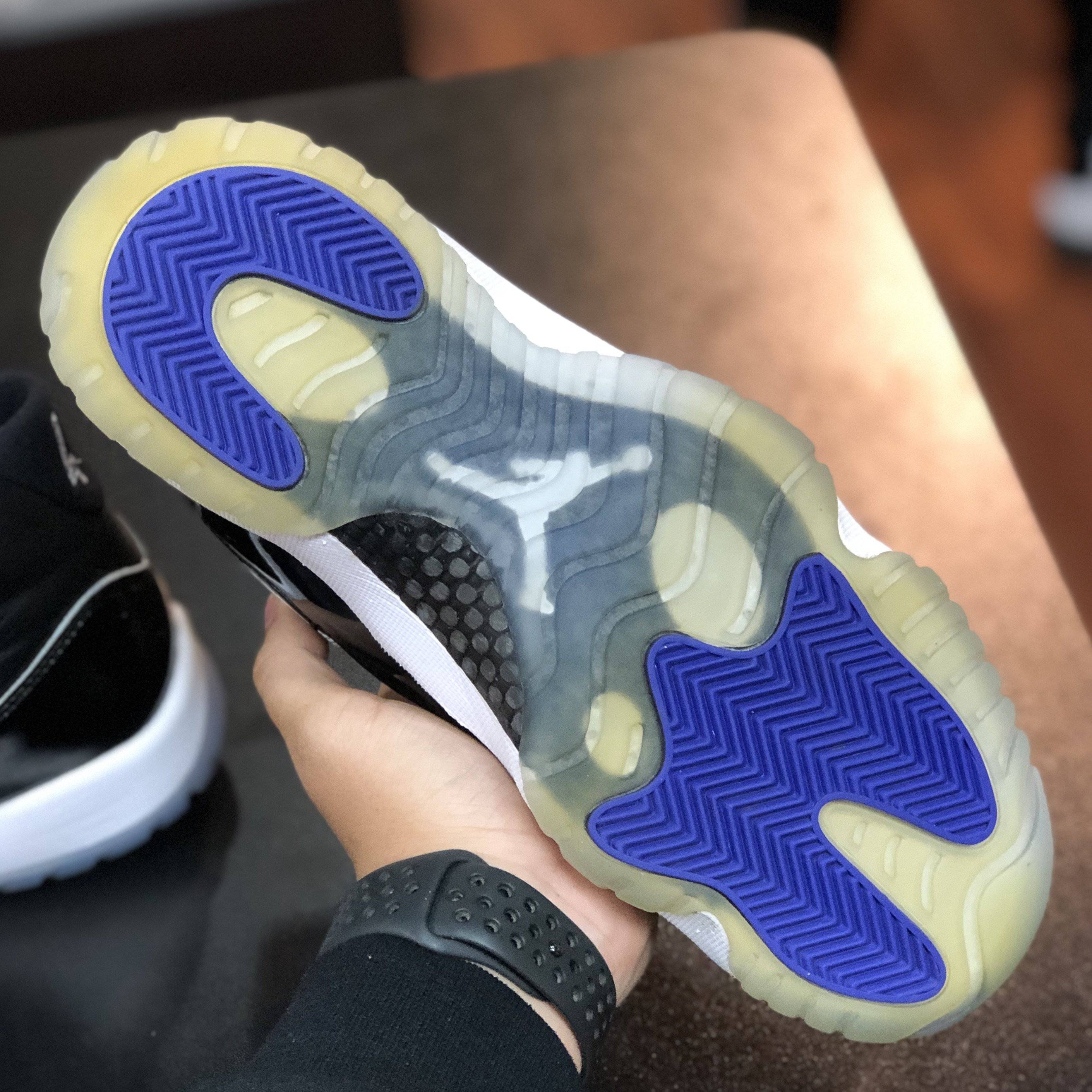 Air Jordan 11 Retro 2011 “Concord”