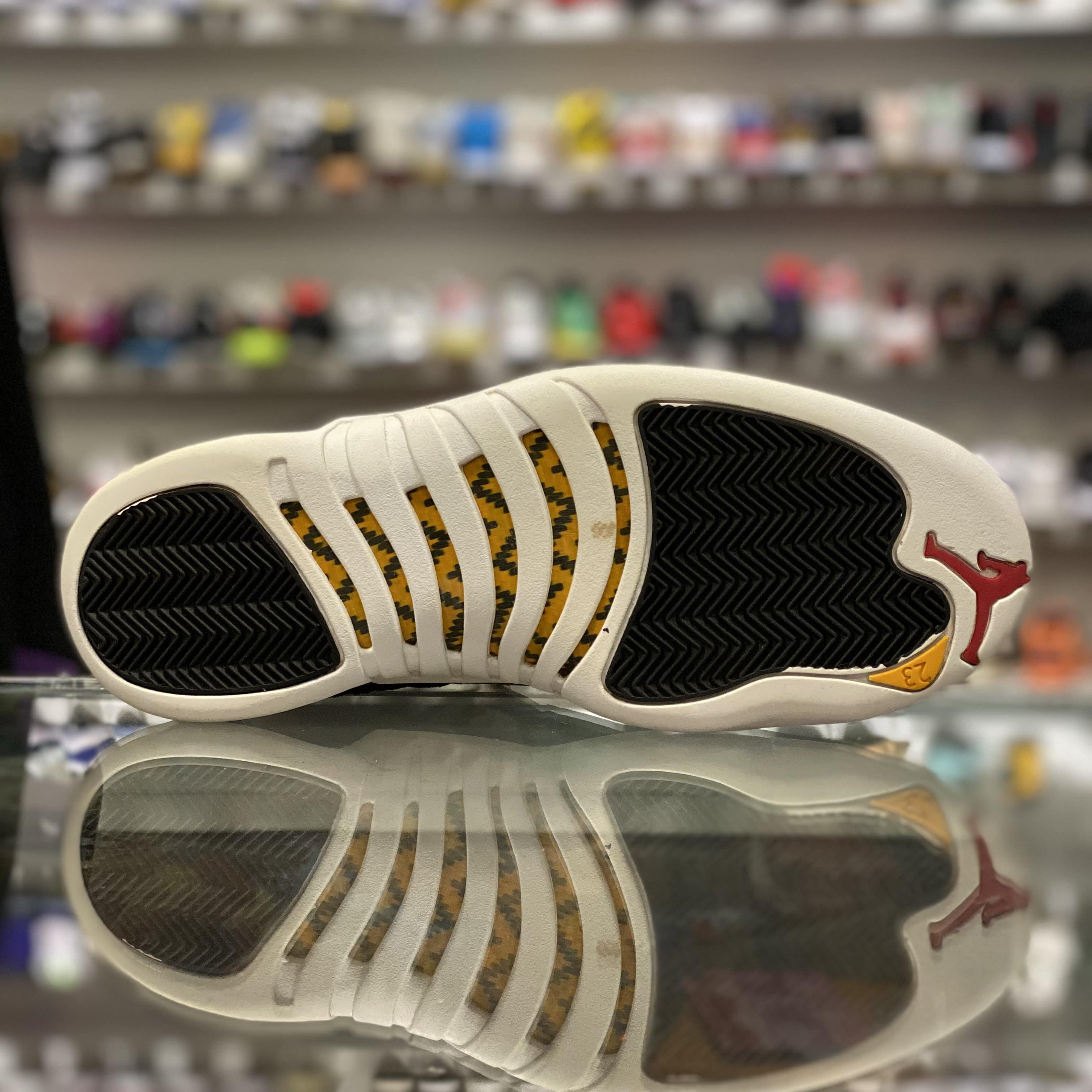 Air Jordan 12 Retro “Reverse Taxi”