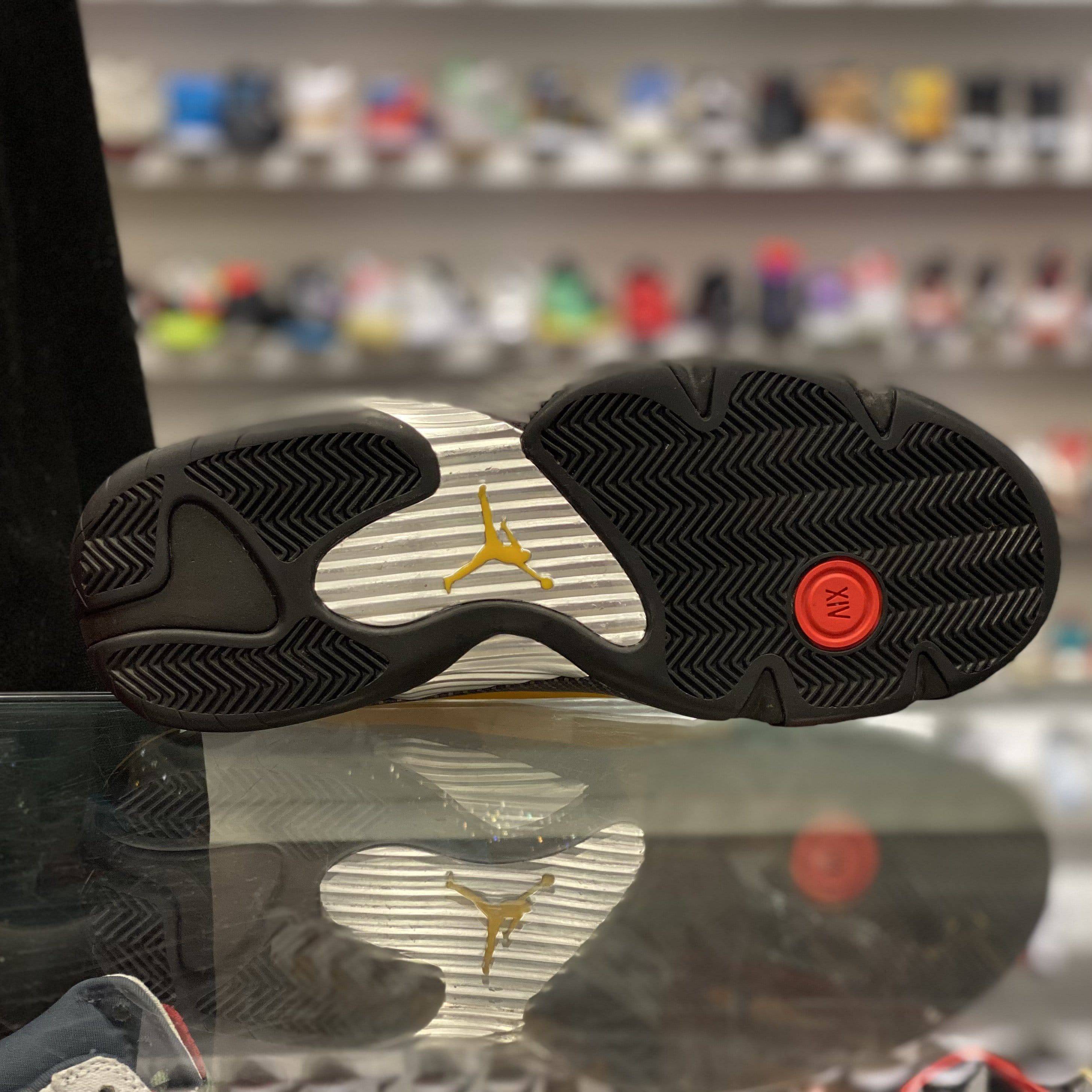 Air Jordan 14 Retro “University Gold”