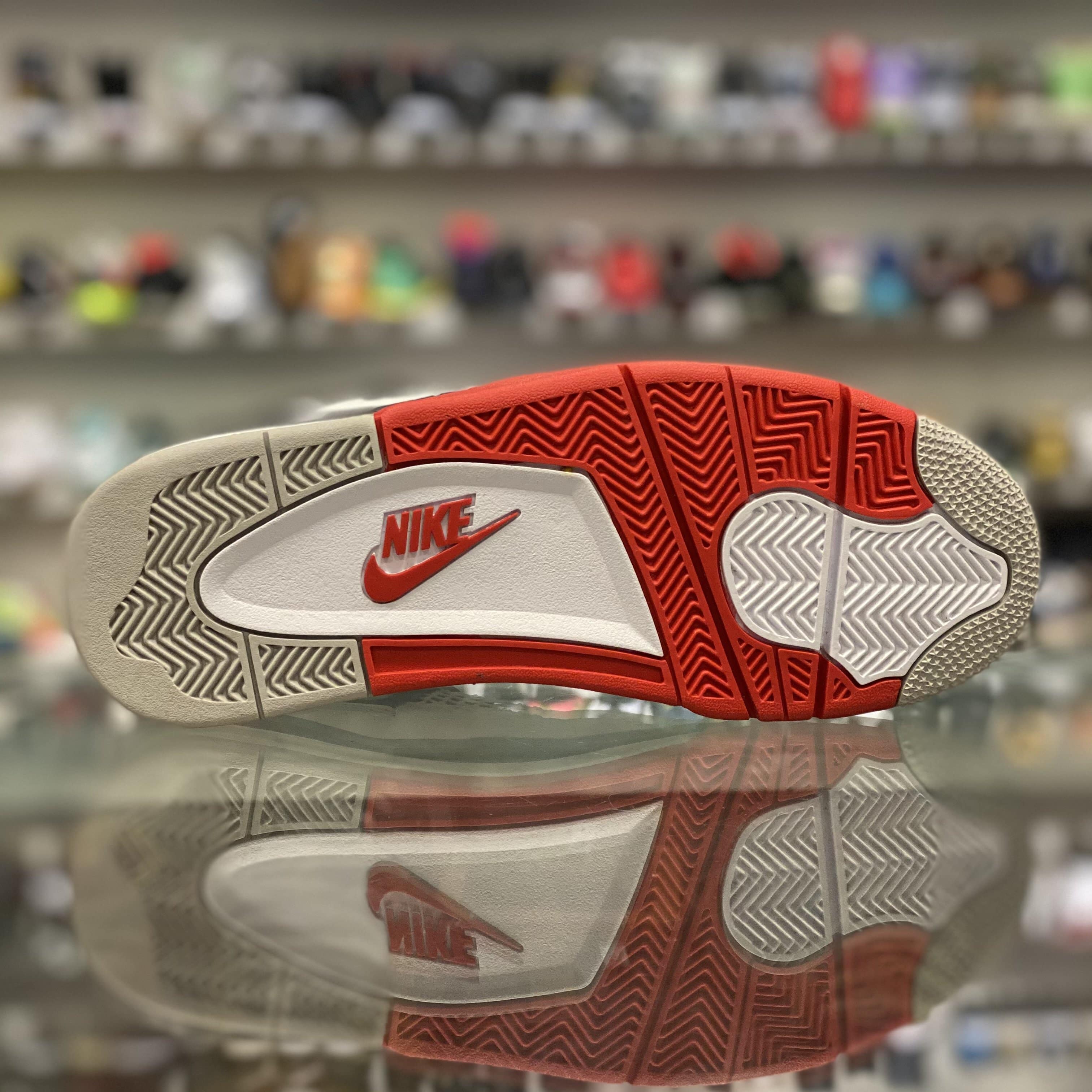 Air Jordan 4 Retro “Fire Red”