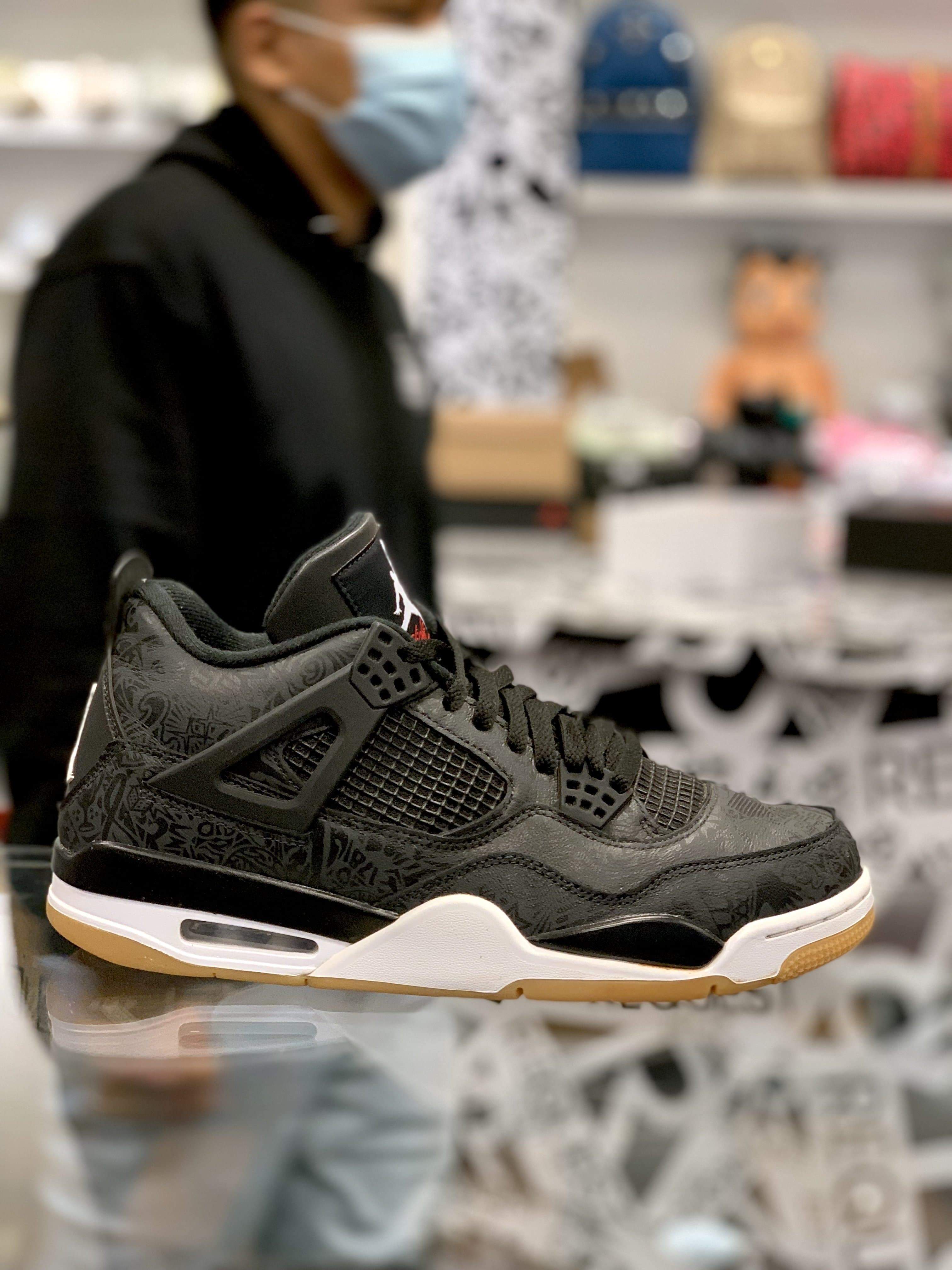 Air Jordan 4 Retro “Laser Black Gum”