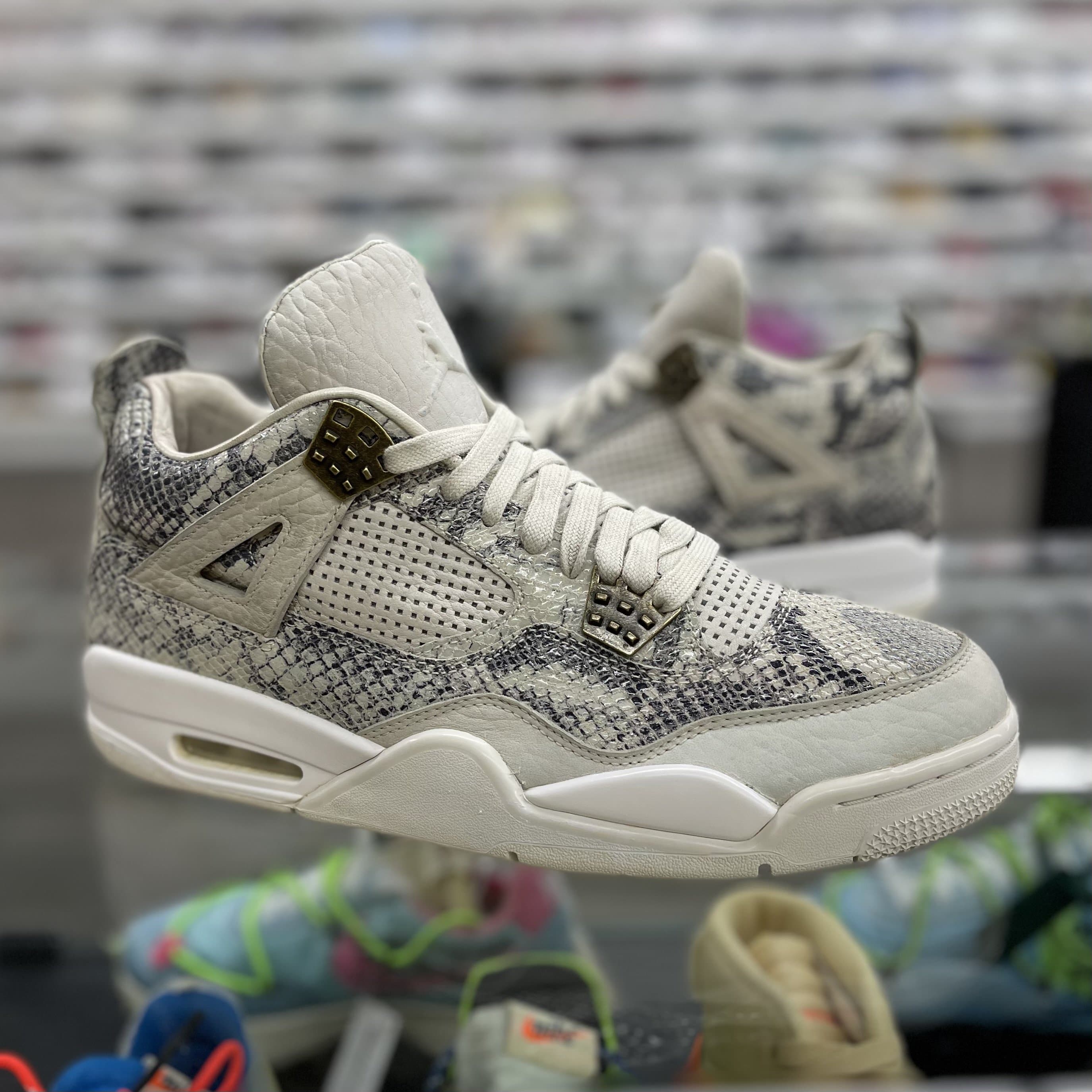 Air Jordan 4 Retro “Snakeskin”