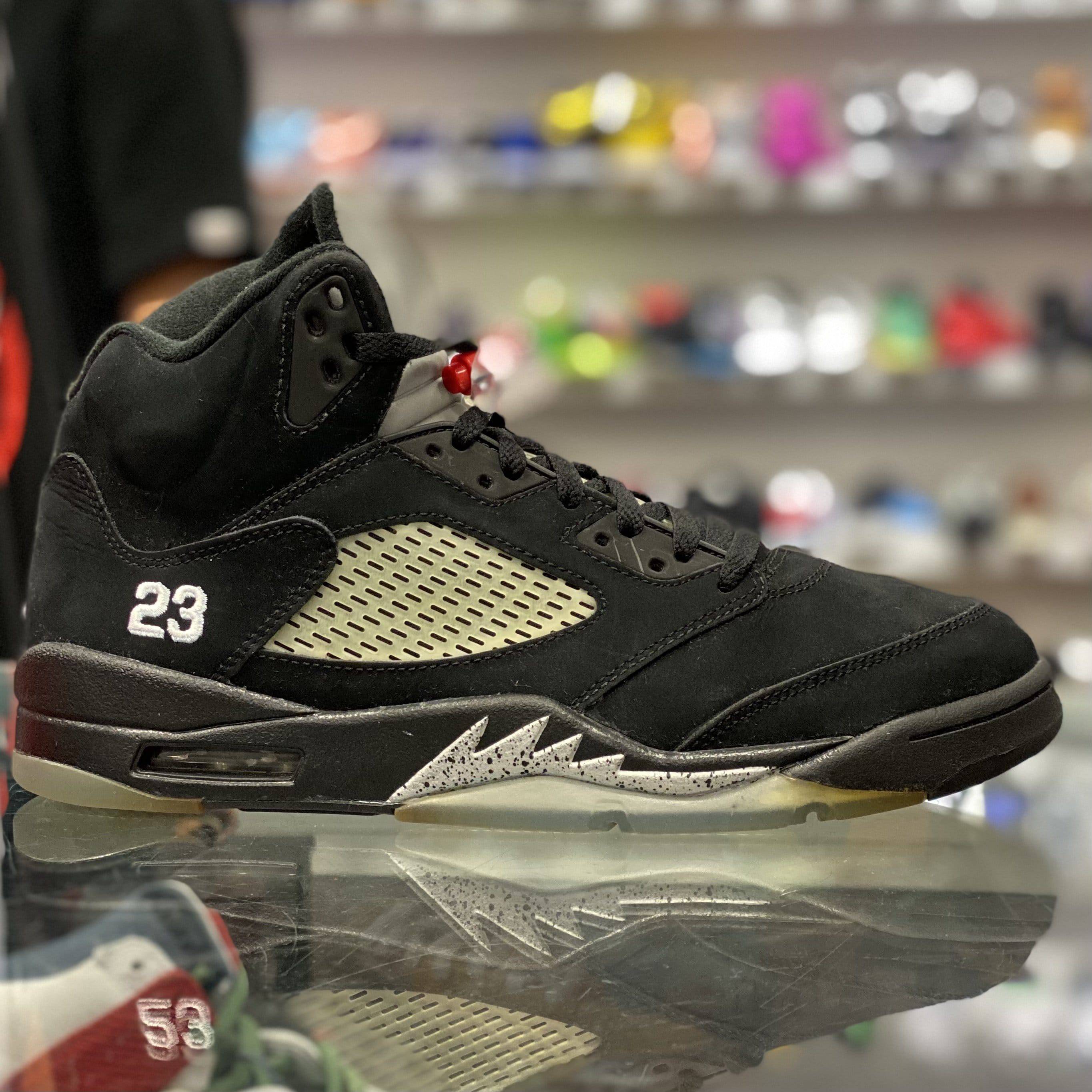 Air Jordan 5 Retro 2011 “Black Metallic”