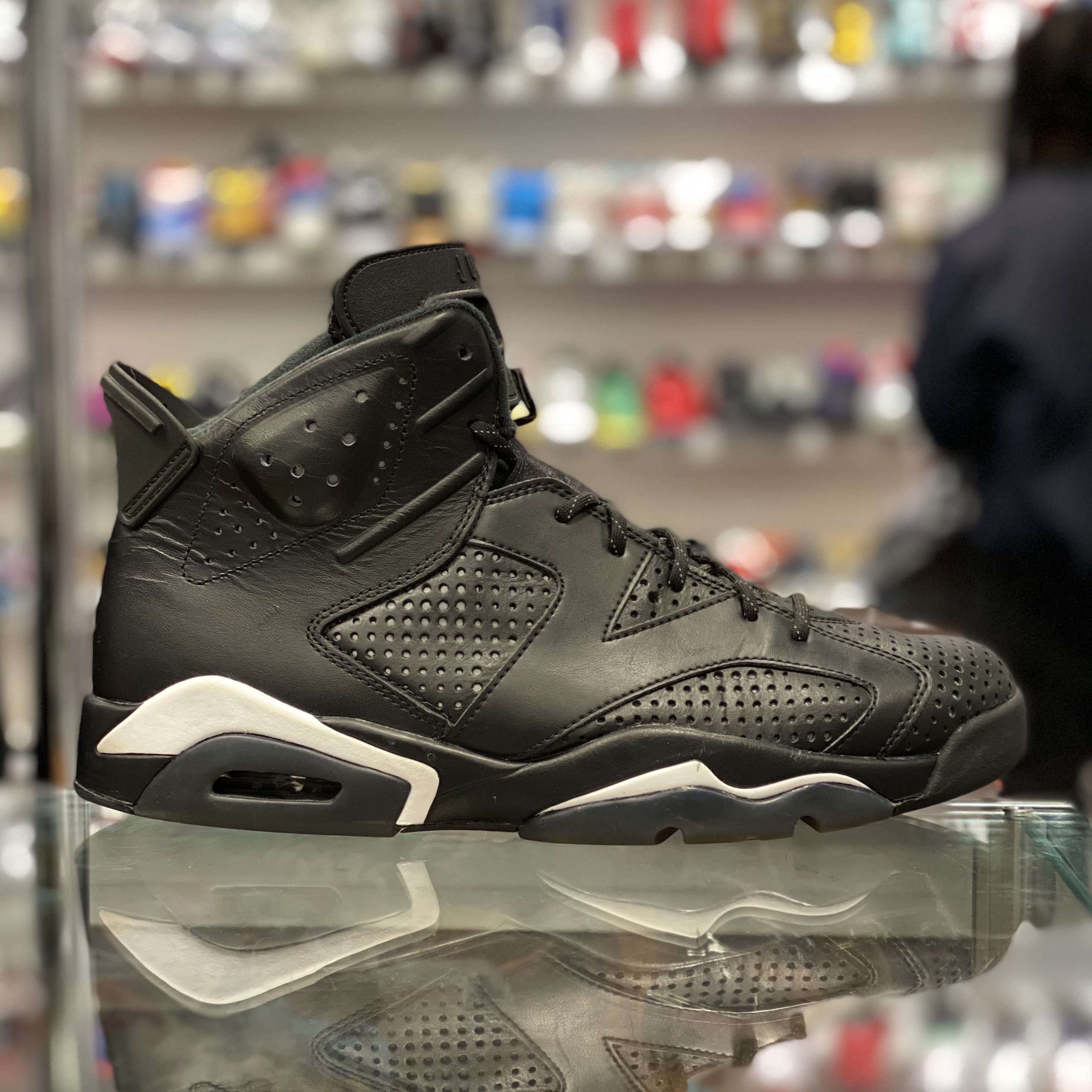 Air Jordan 6 Retro “Black Cat”