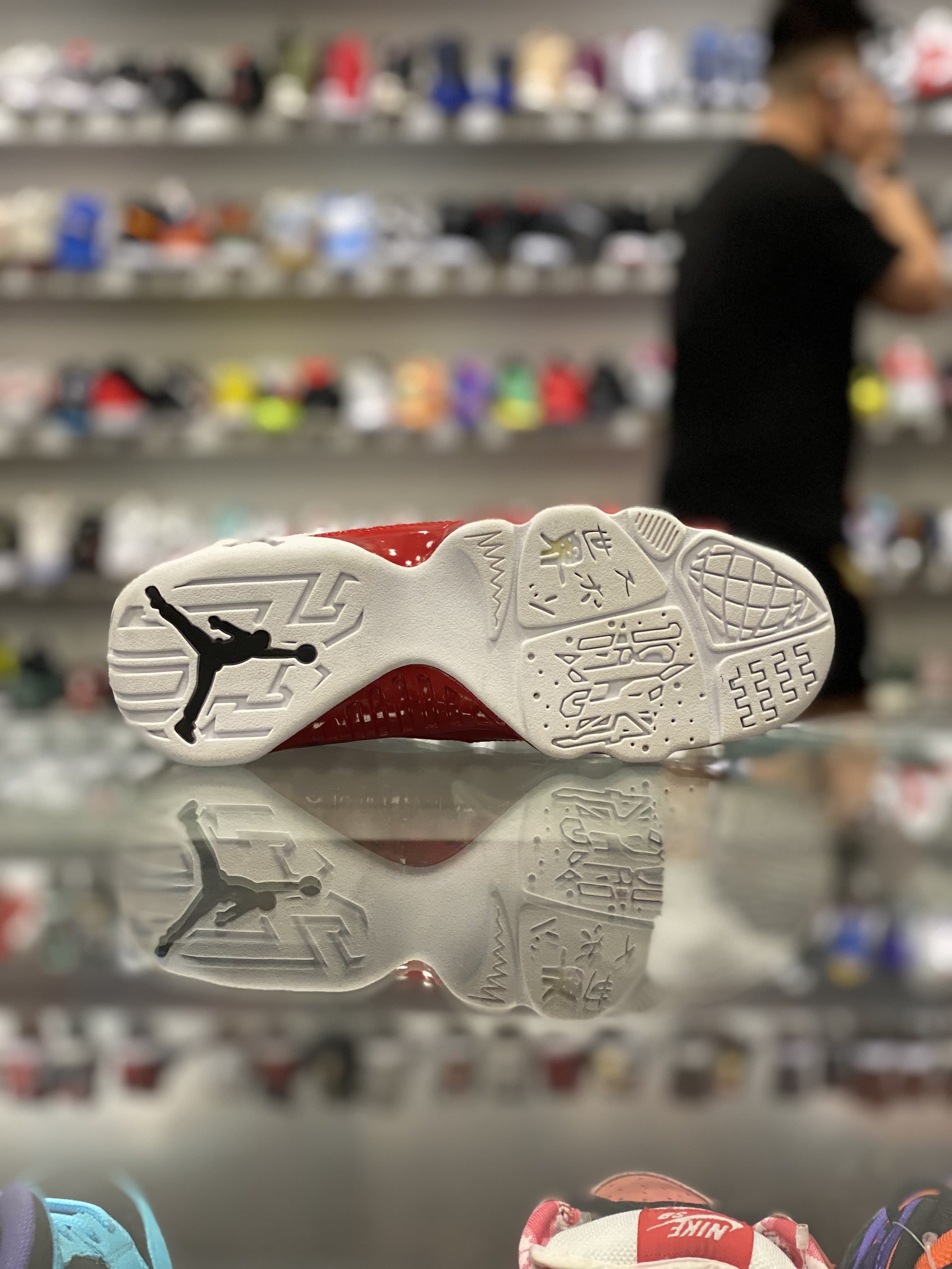 Air Jordan 9 Retro “White Gym Red”