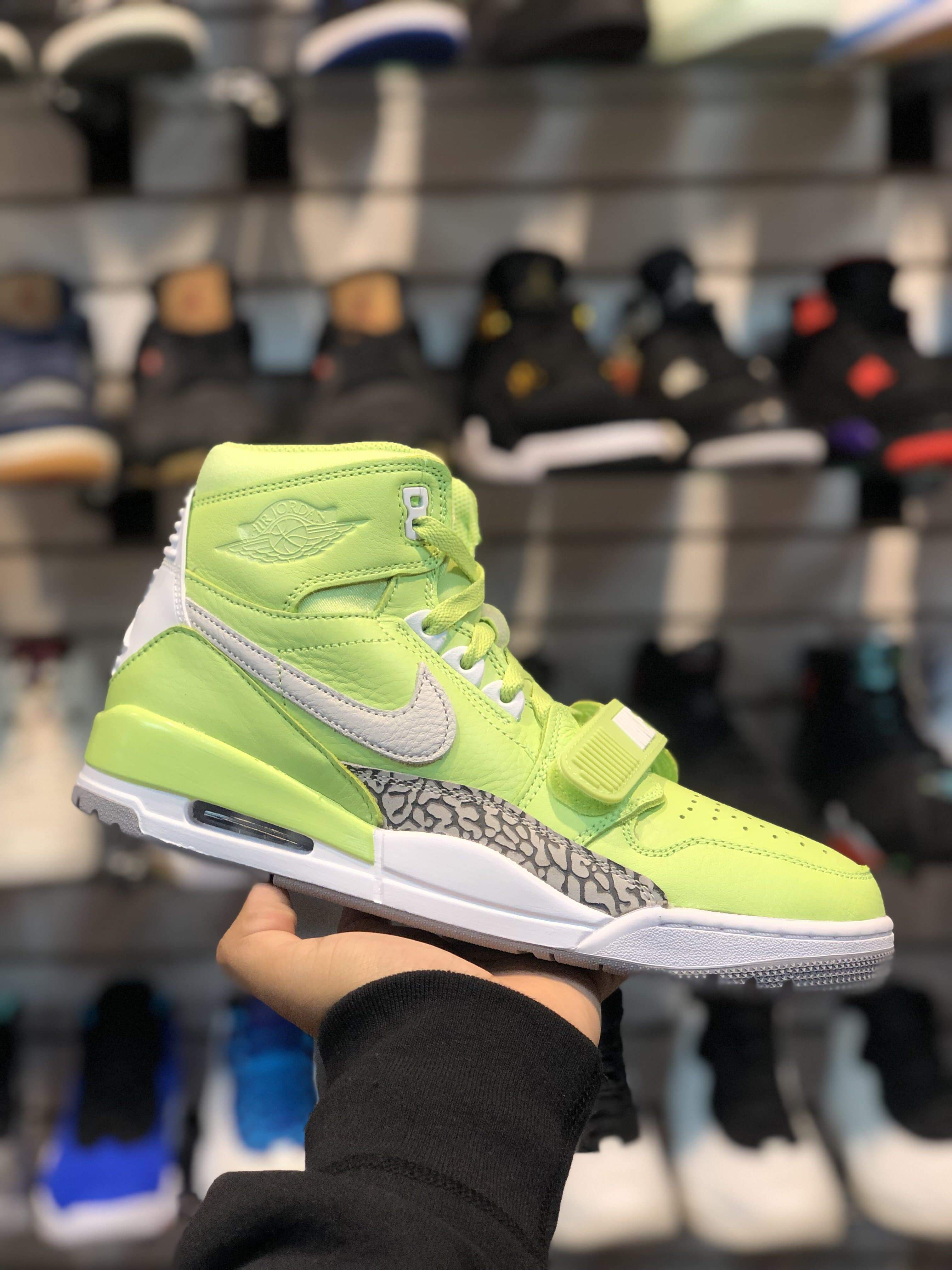 Air Jordan Legacy 312 NRG “Ghost Green”