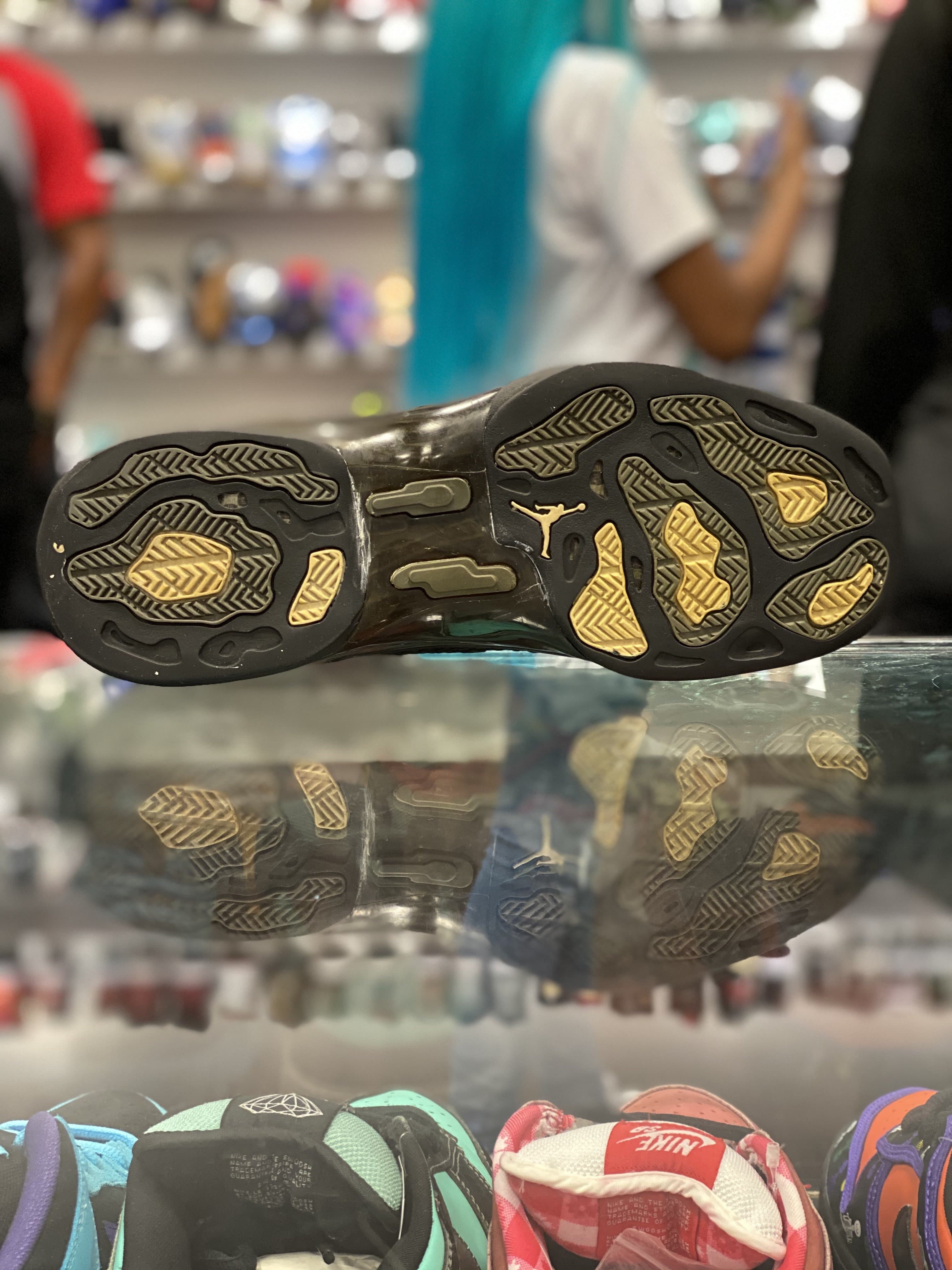 Air Jordan Retro 17 “Black Metallic Silver 2002”