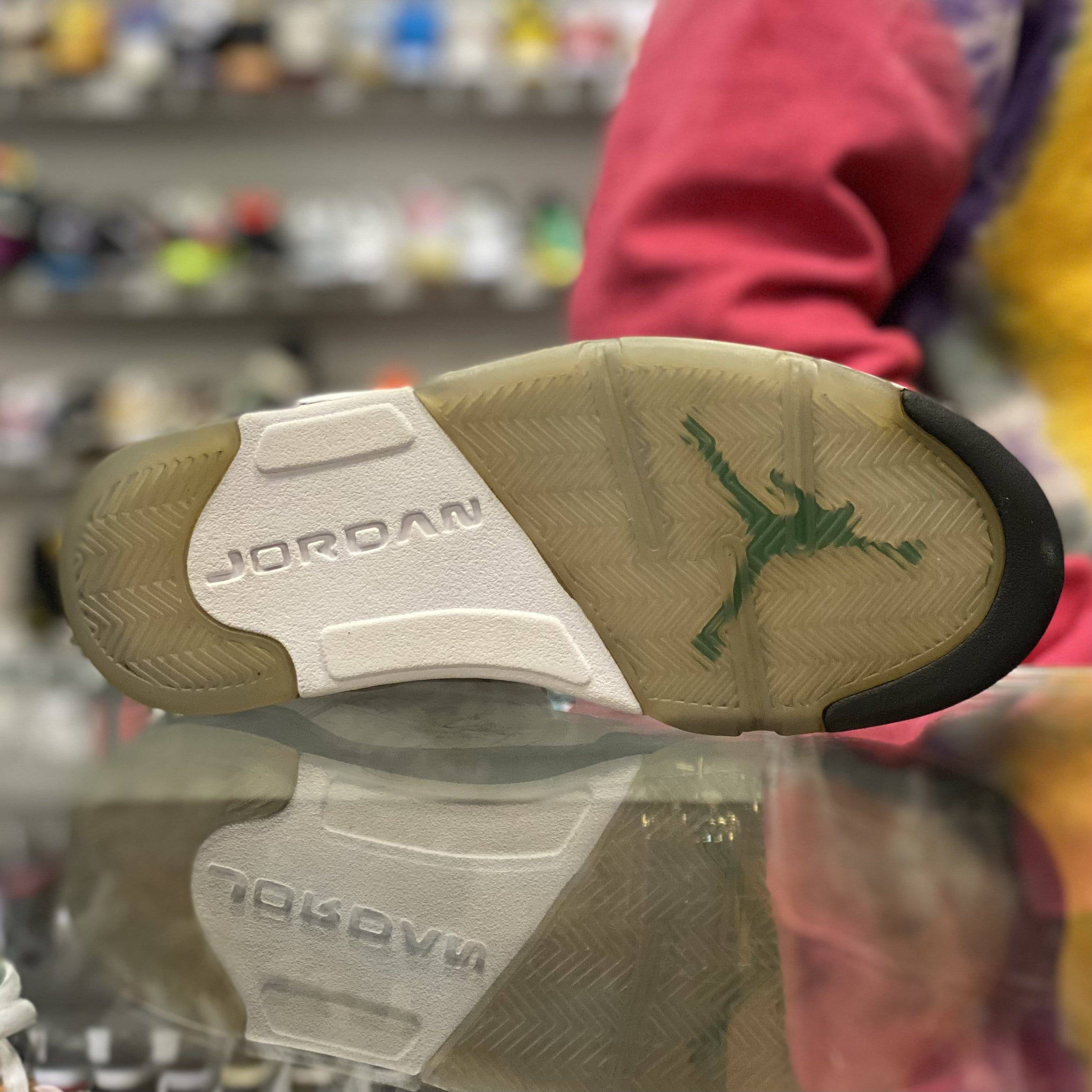 Air Jordan Retro 5 “Grape 2013”