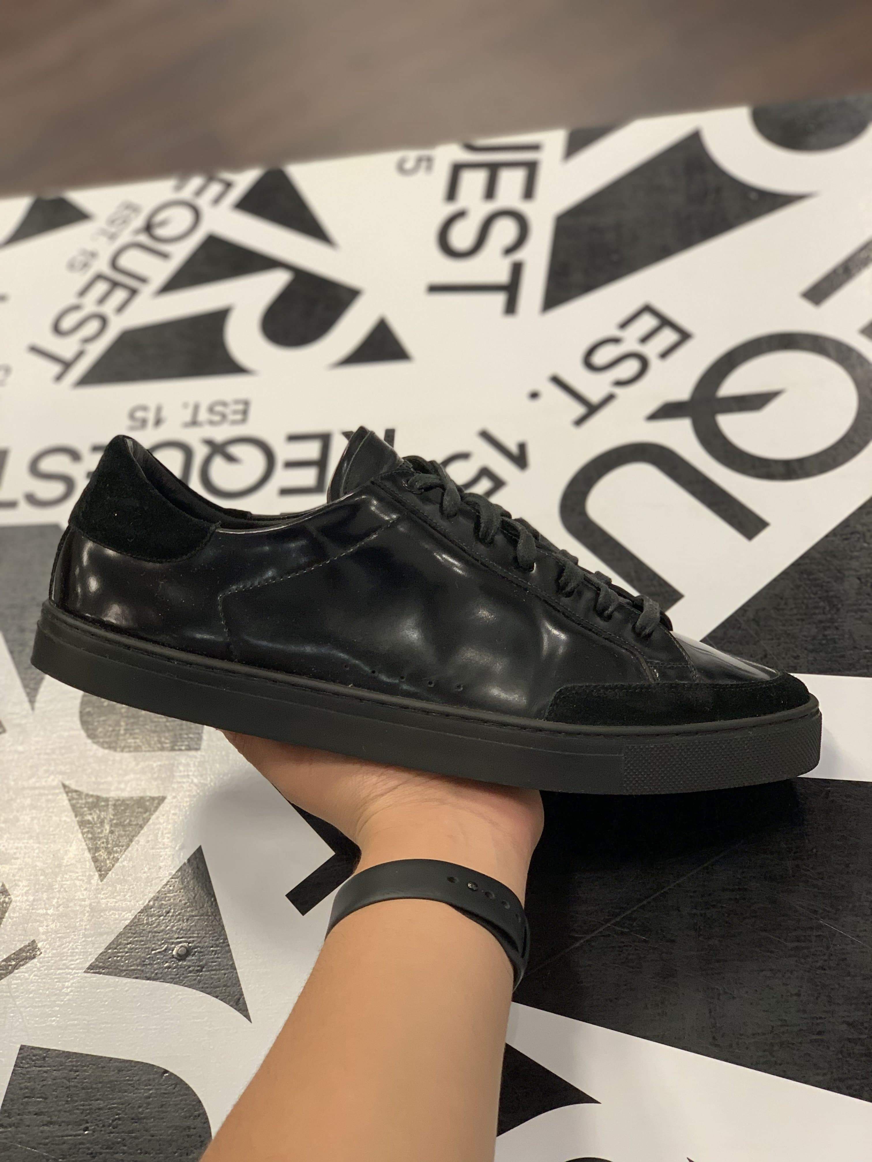 Burberry Low Top “Black”