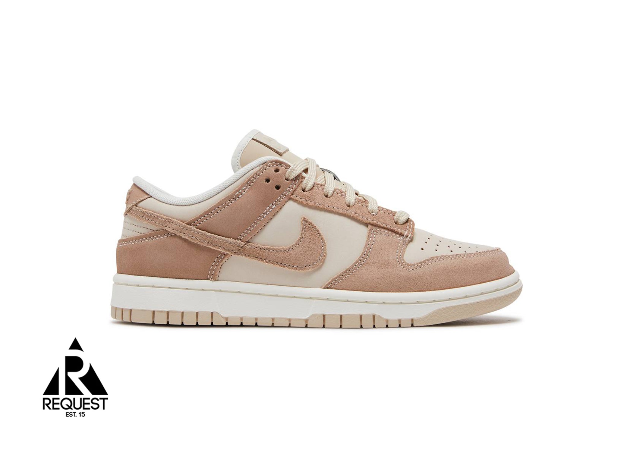 Nike Dunk Low SE "Sand Drift" (W)