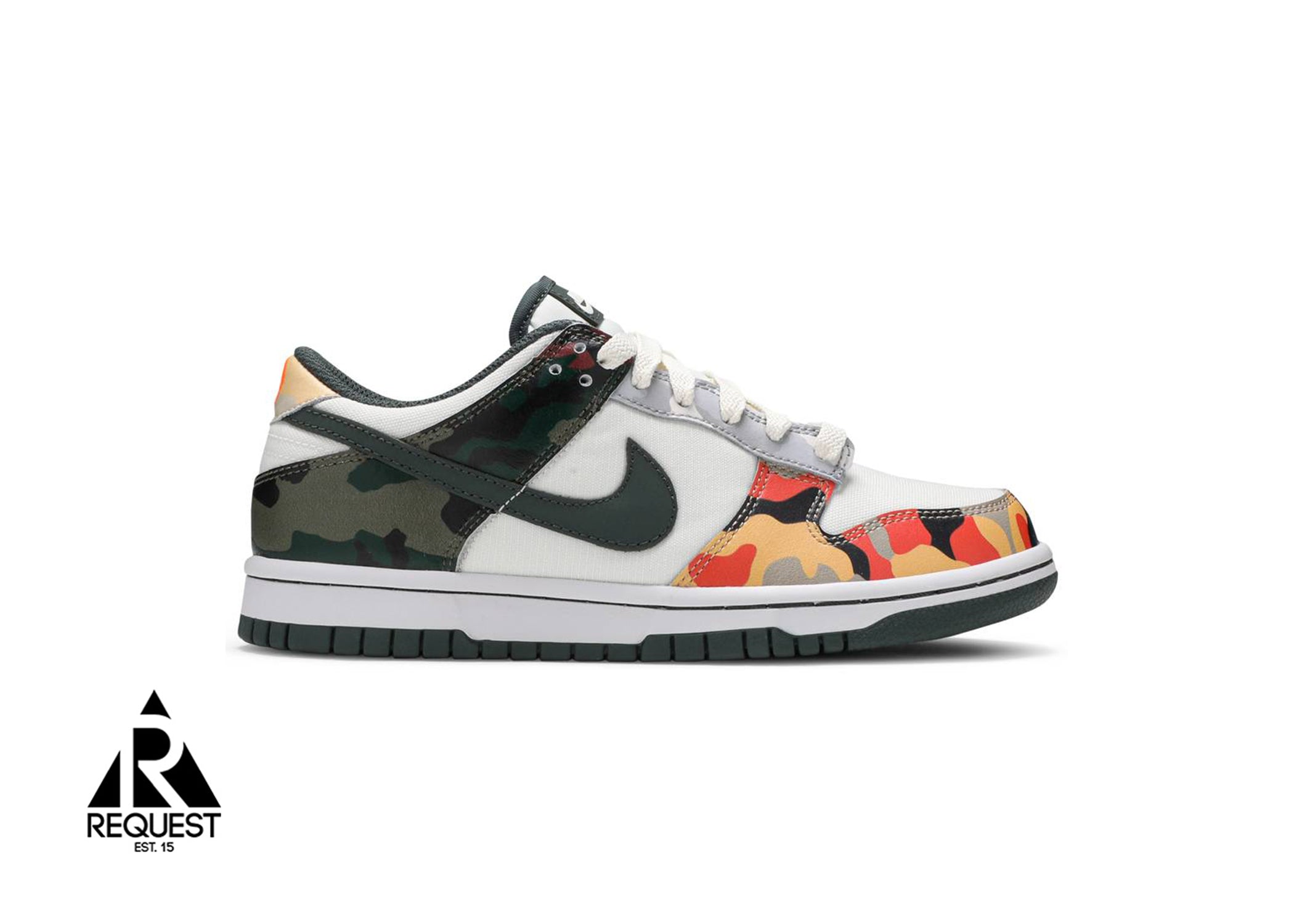 Nike Dunk Low “SE Sail Multi-Camo”