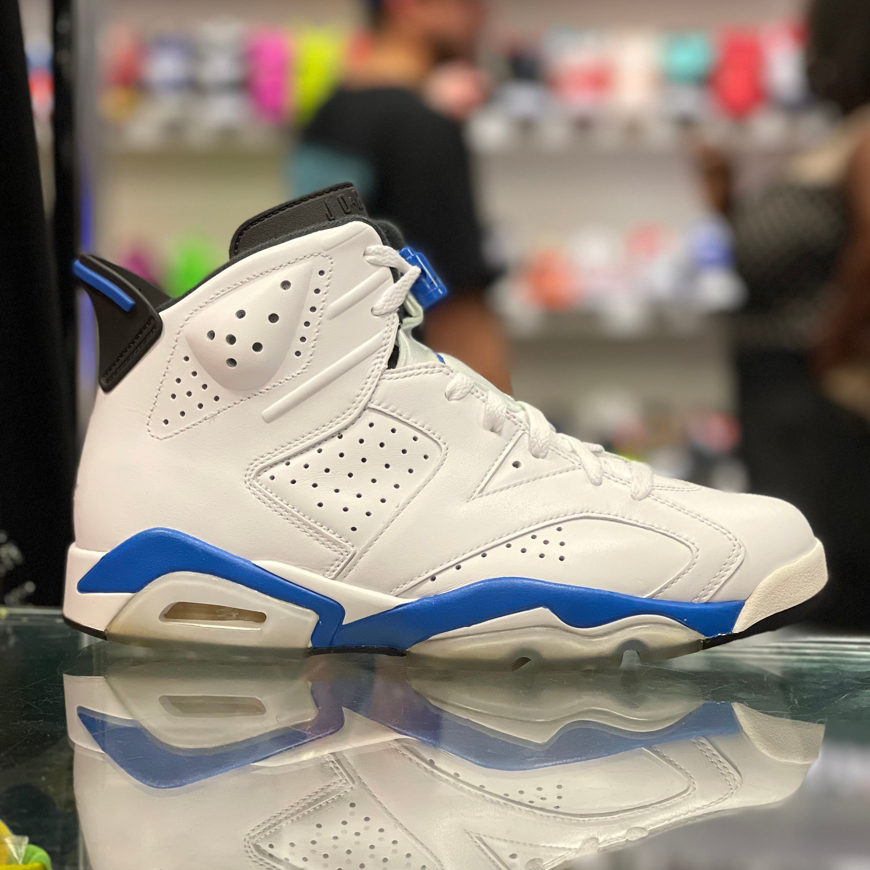 Air Jordan 6 Retro “Sports Blue”