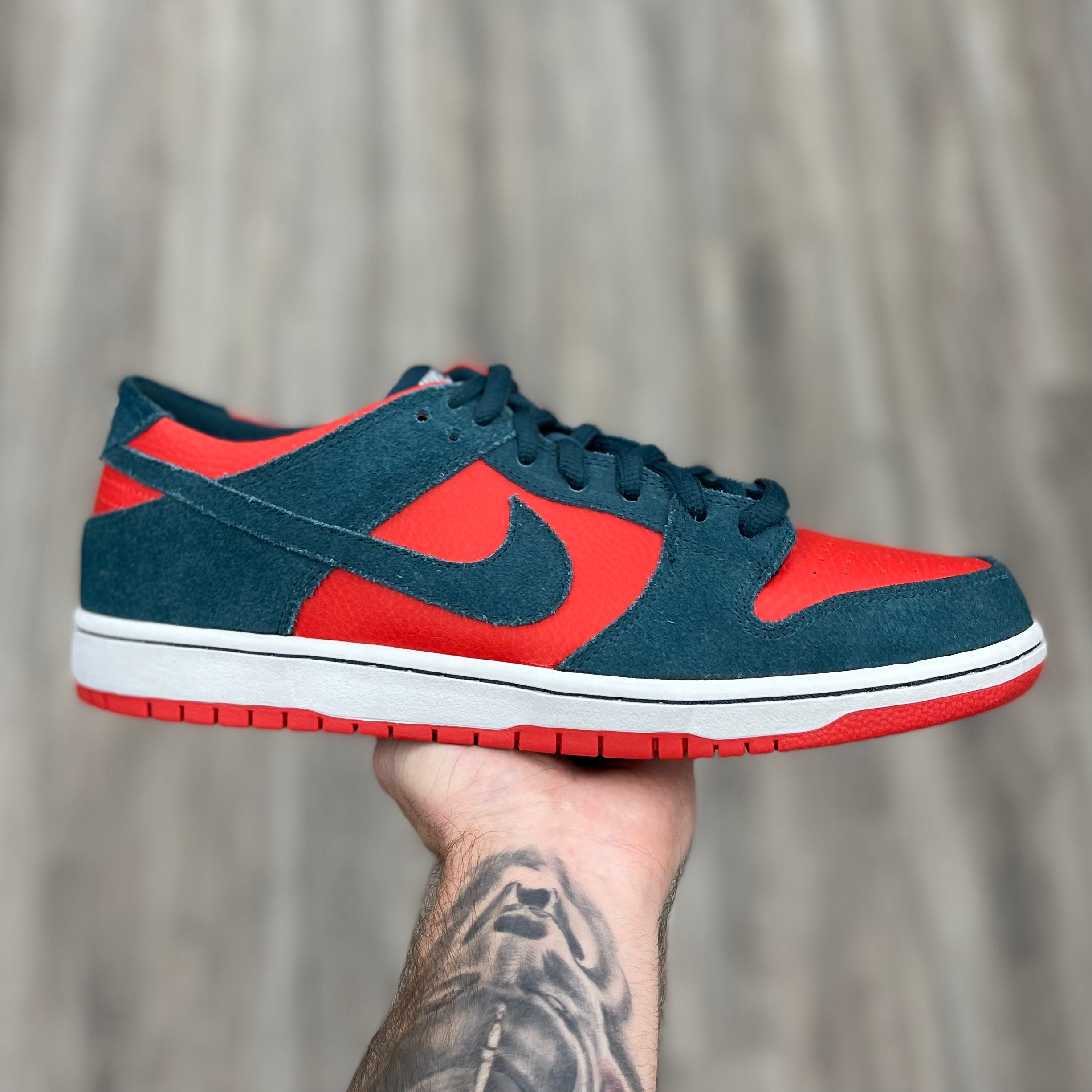 Nike Dunk SB Low “Reverse Shark”