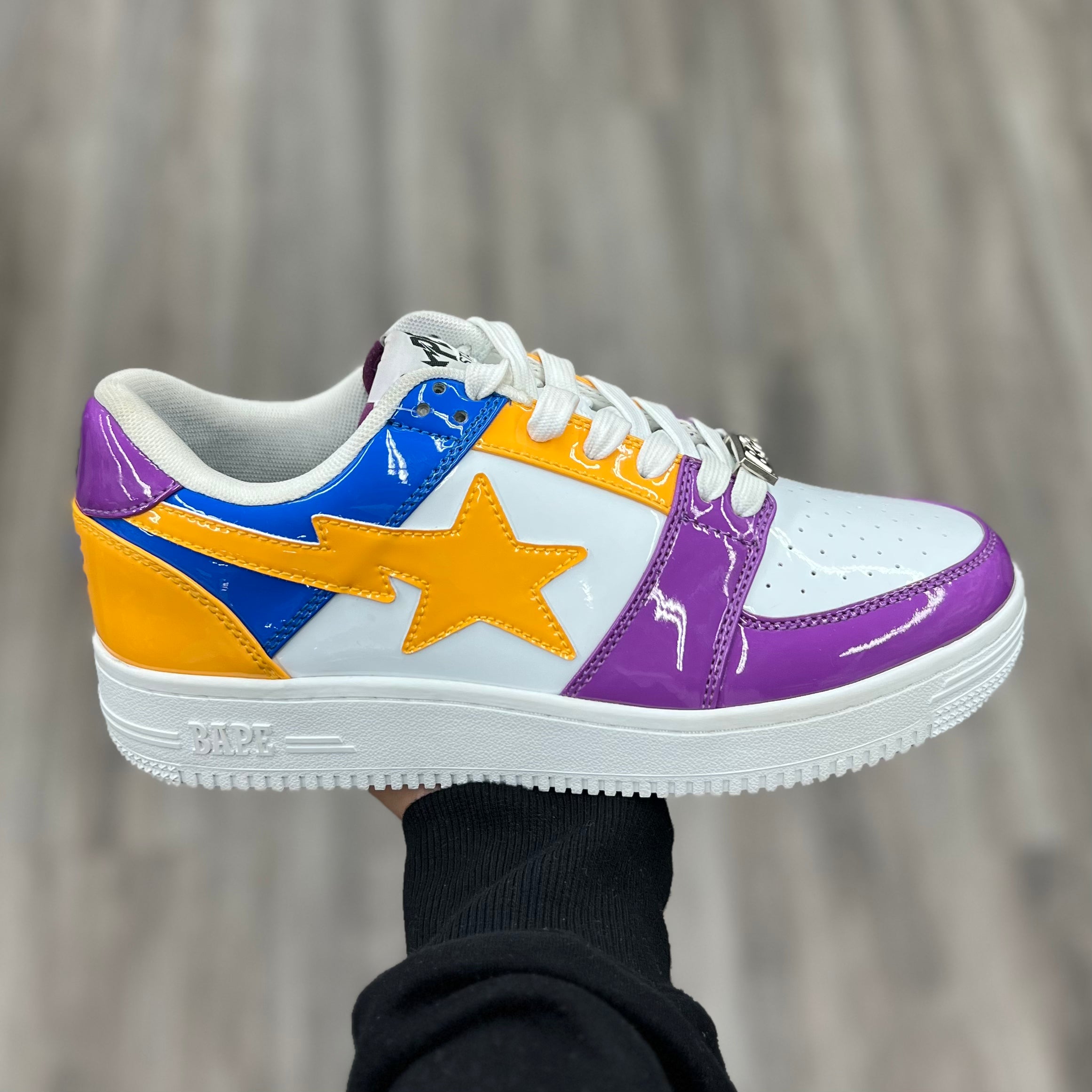 A Bathing Ape Bapesta Low "LA Exclusive"