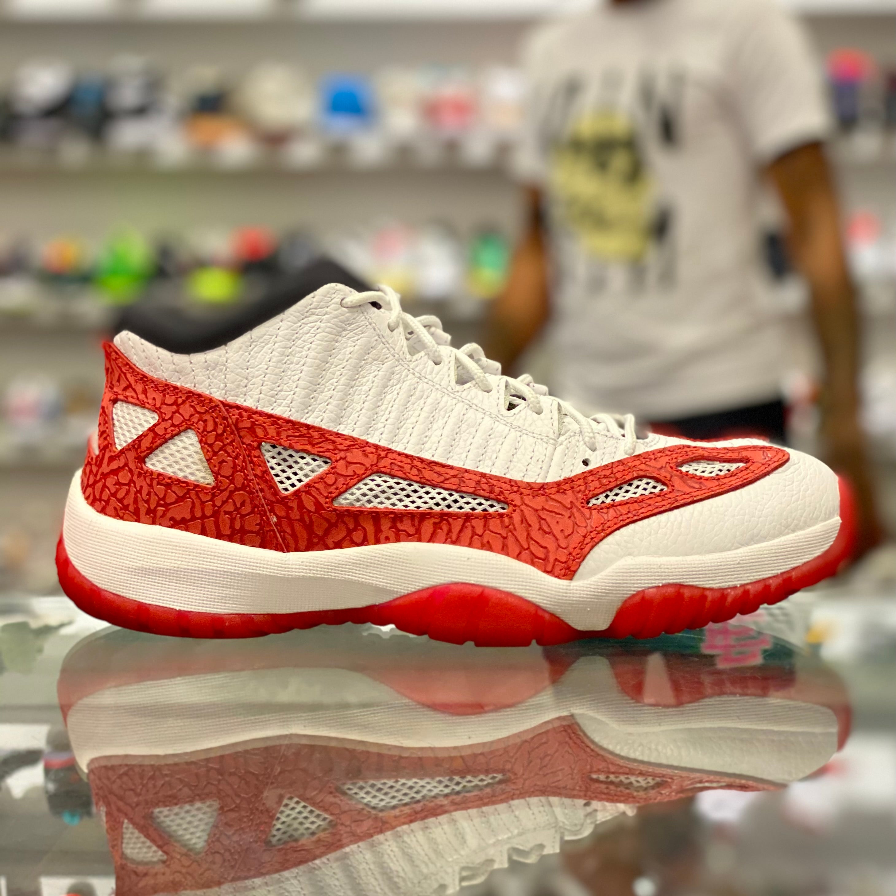 Air Jordan Retro 11 Low IE “Gym Red”