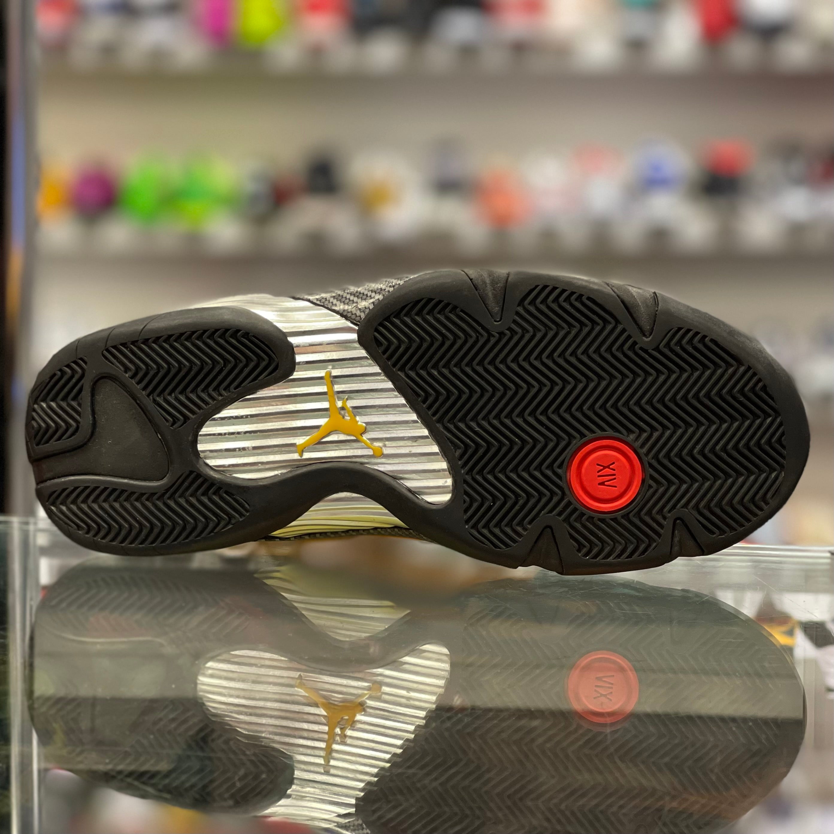 Air Jordan 14 Retro “University Gold”