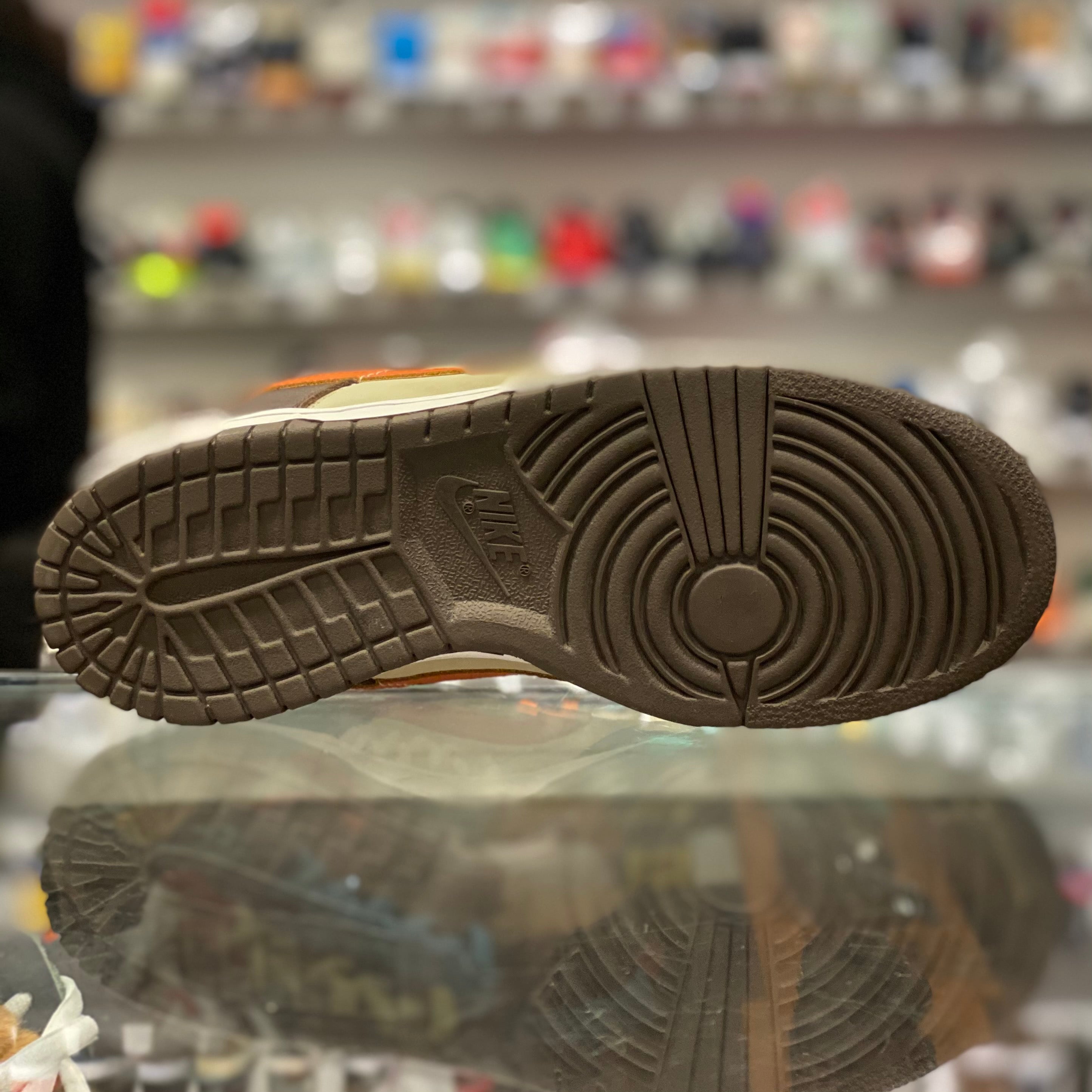 Nike Dunk Low “Light Stone Mesa Orange”