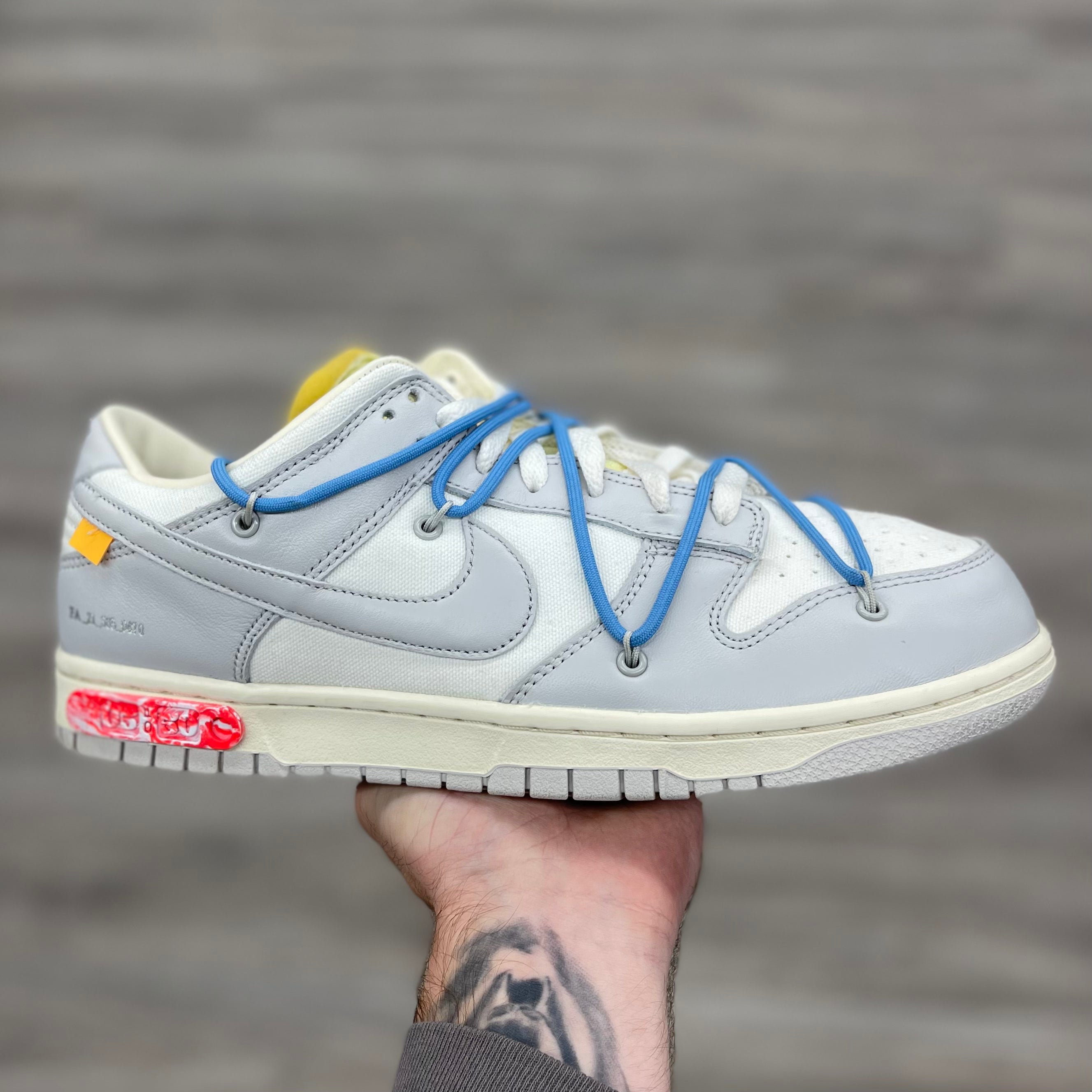 Nike Dunk Low “Off White Lot 5”