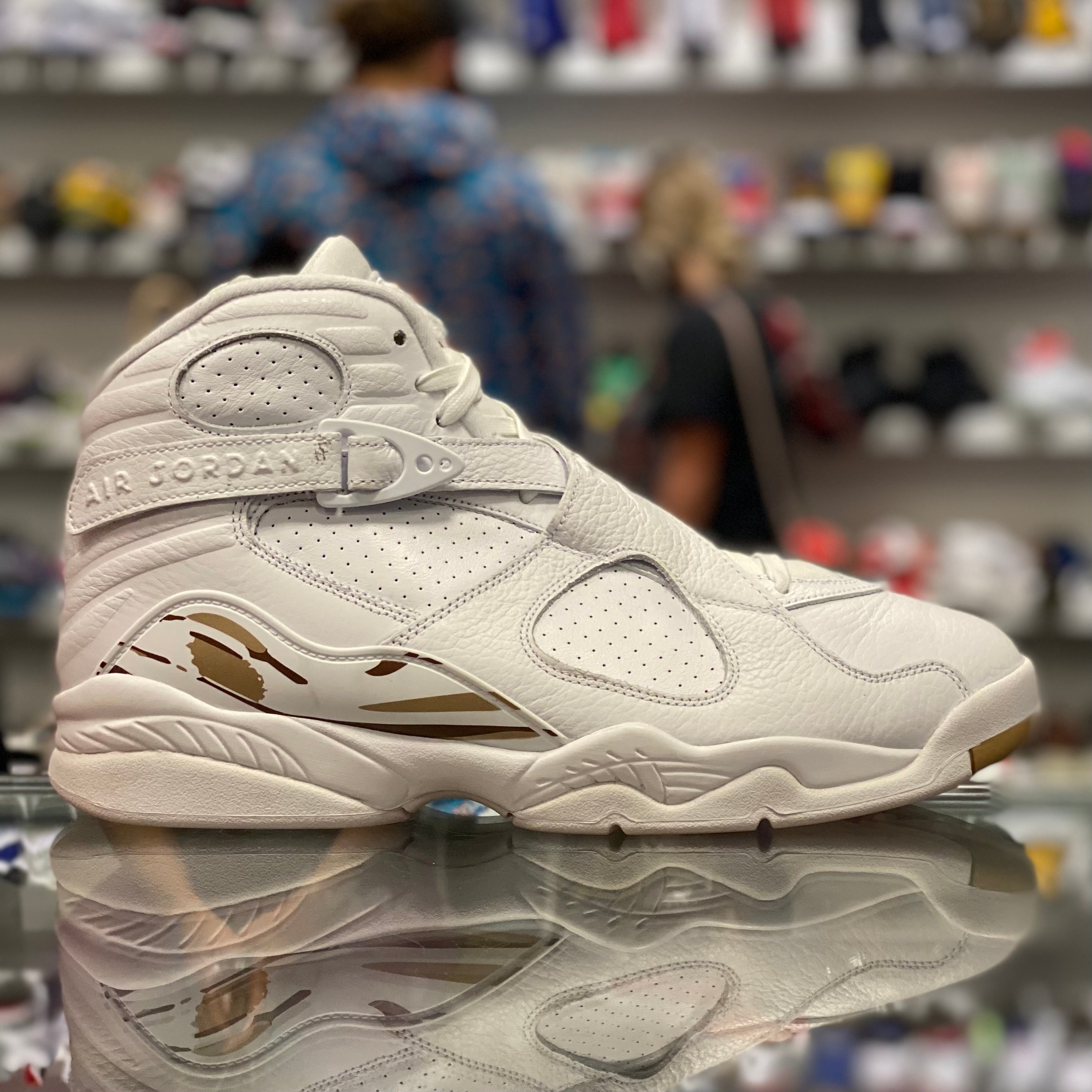 Air Jordan 8 Retro “White OVO”