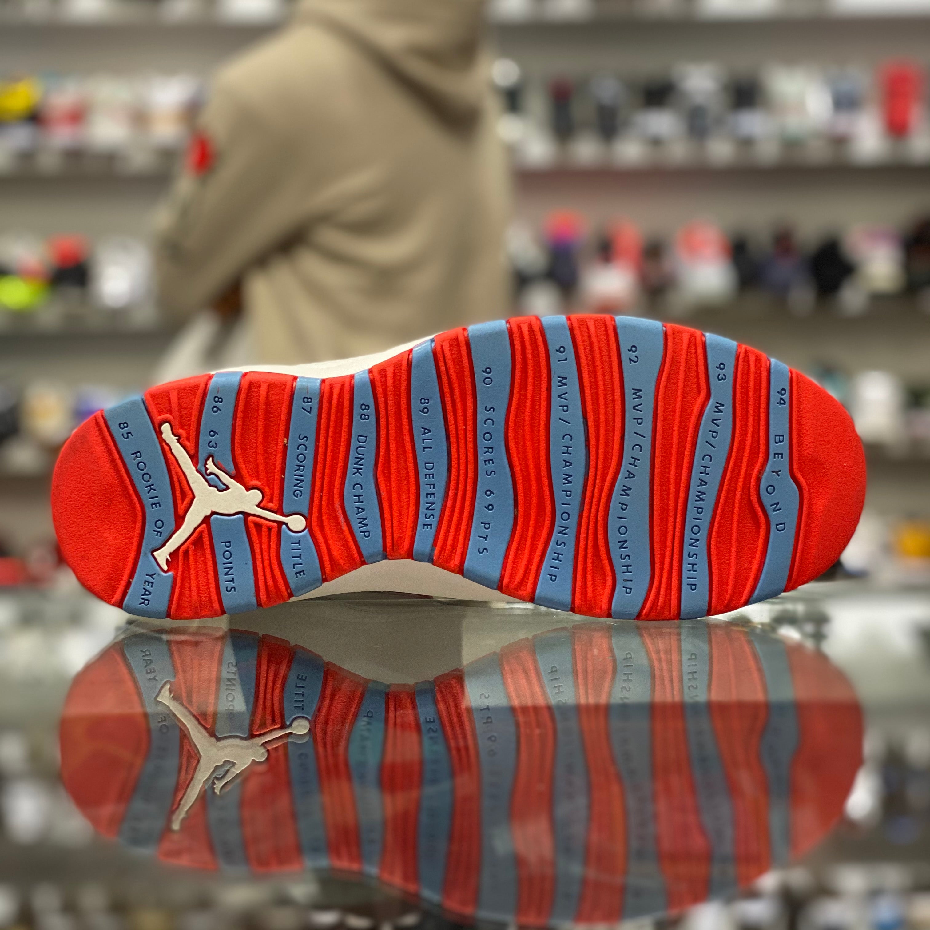 Air Jordan 10 Retro “Chicago Flag”