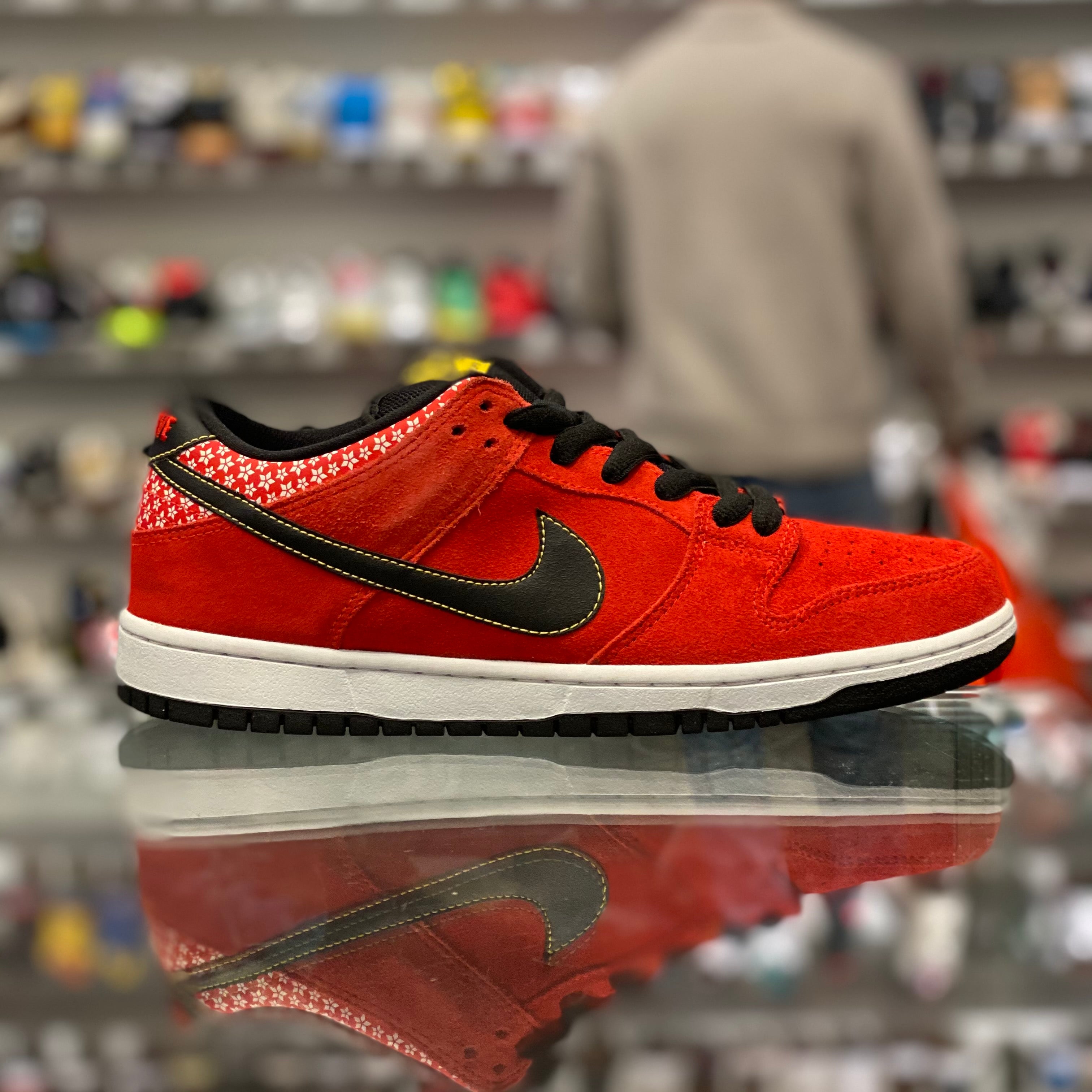 Nike Dunk Low Sb “Red Firecracker”