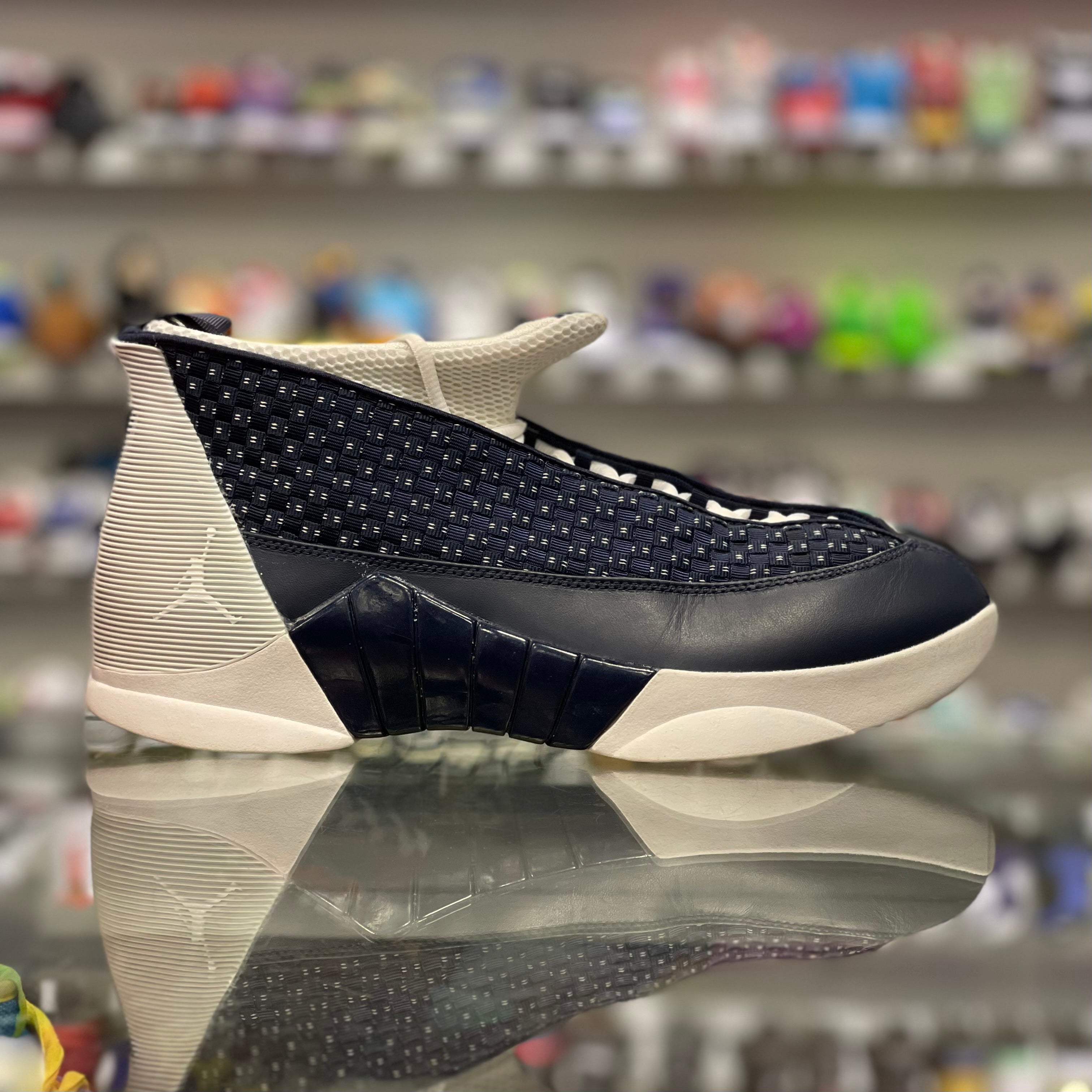 Air Jordan 15 Retro “Obsidian”