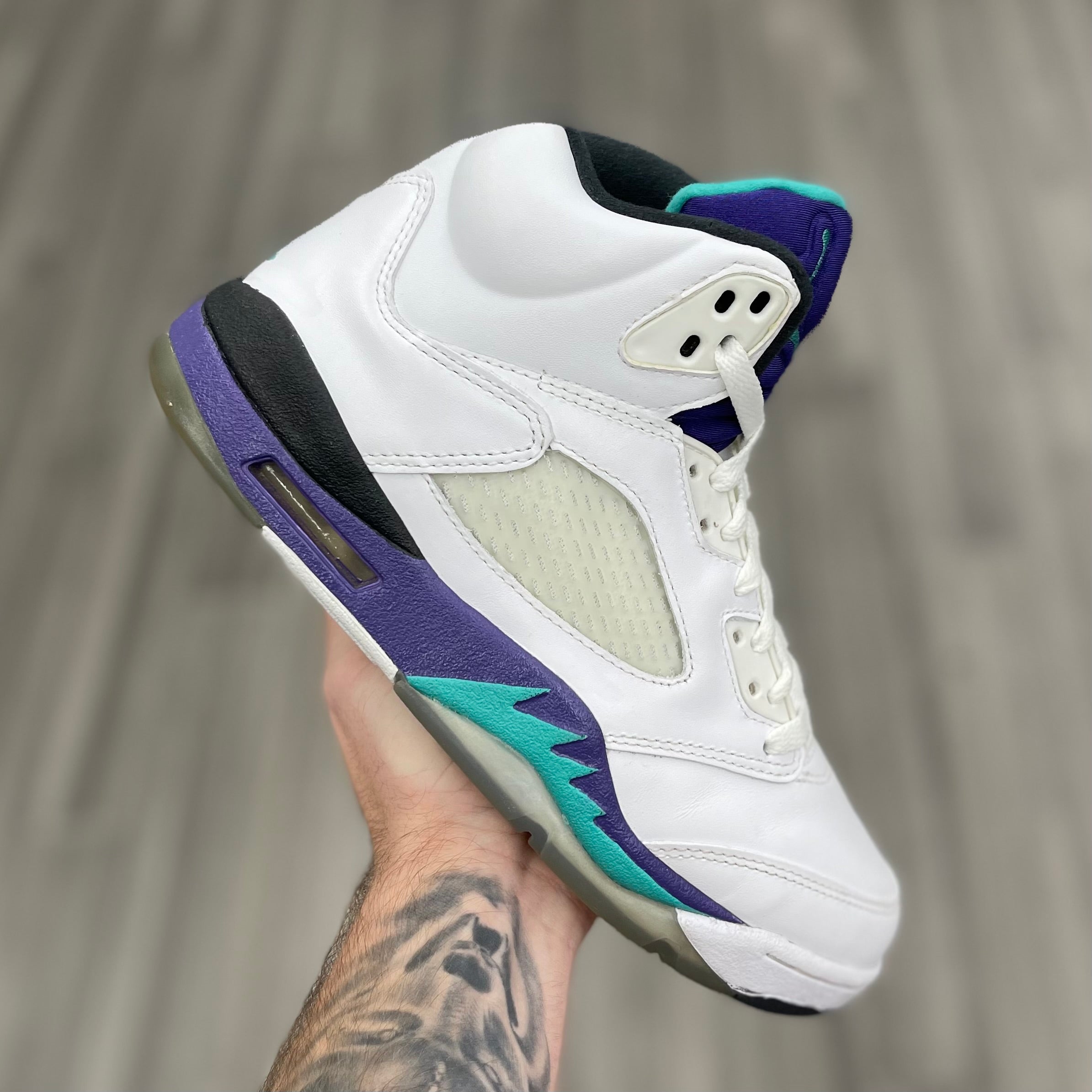 Air Jordan 5 Retro “Grape”