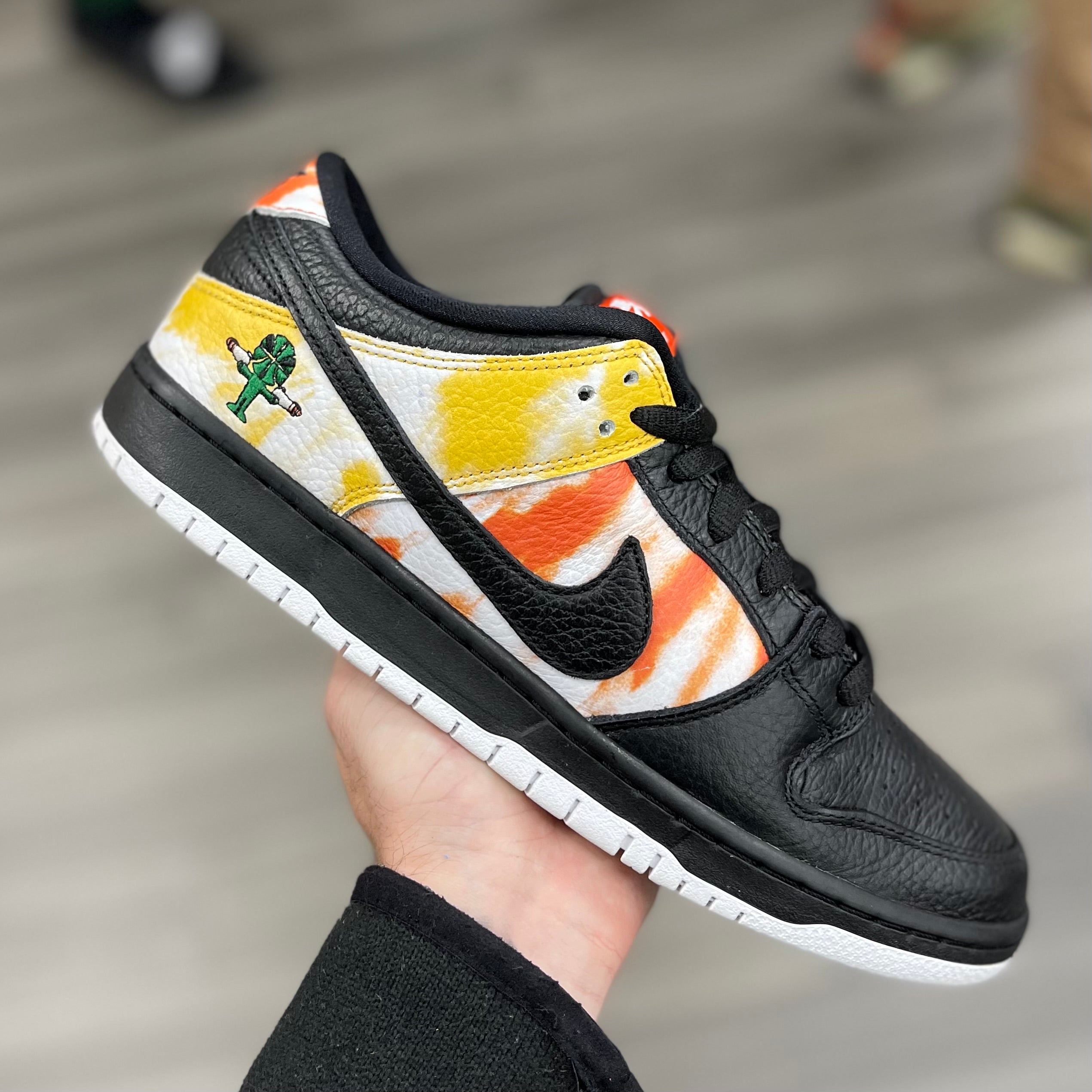 Nike Sb Dunk Low Ray Gun “Tie-Dye Black”
