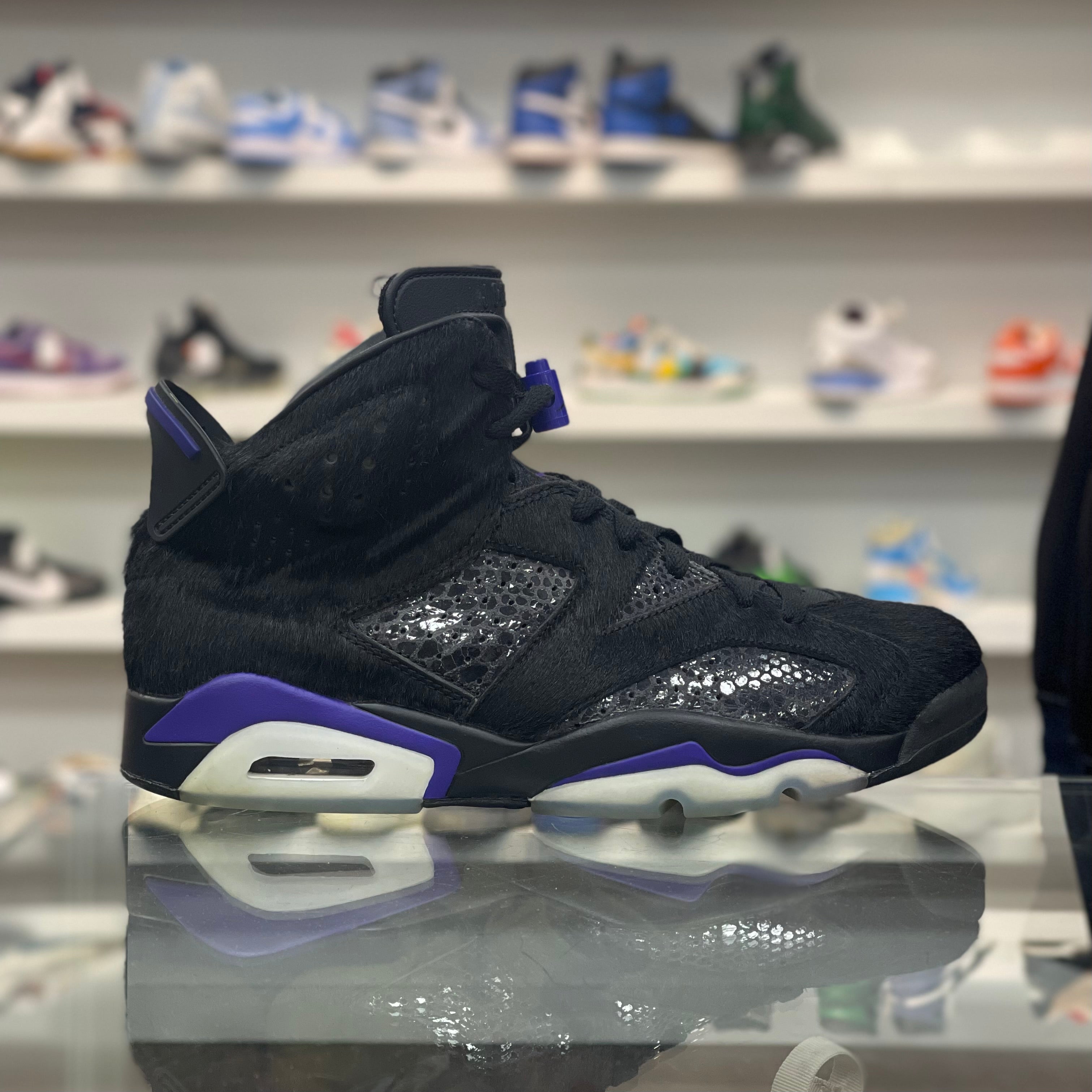 Air Jordan 6 Retro “Social Status”