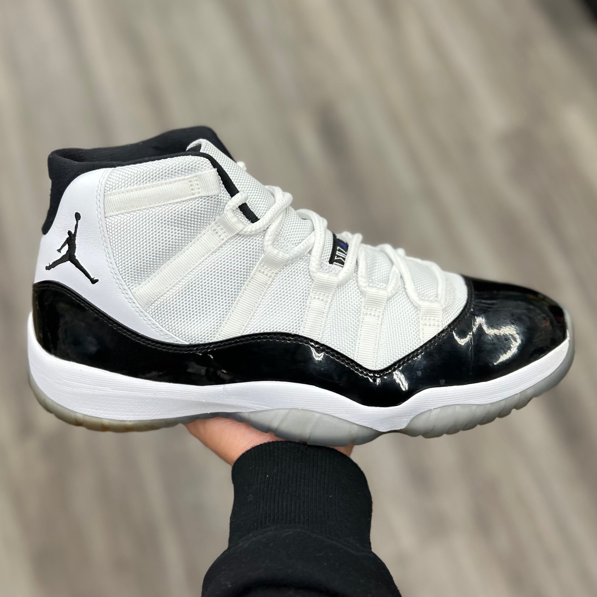 Air Jordan 11 Retro 2011 “Concord”