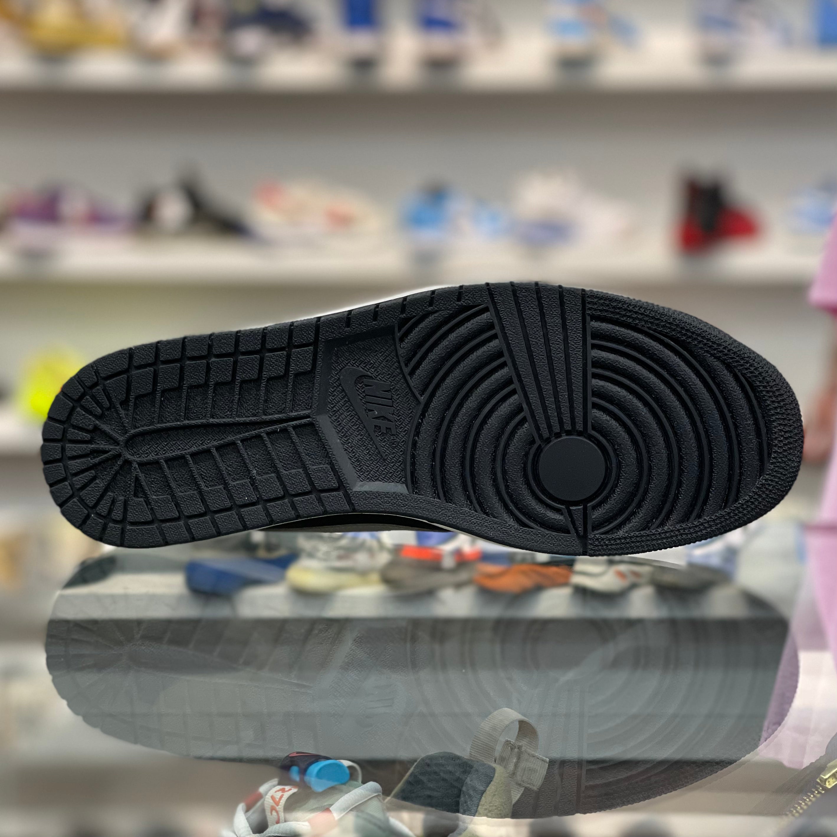 Air Jordan Retro 1 Low “Shadow”