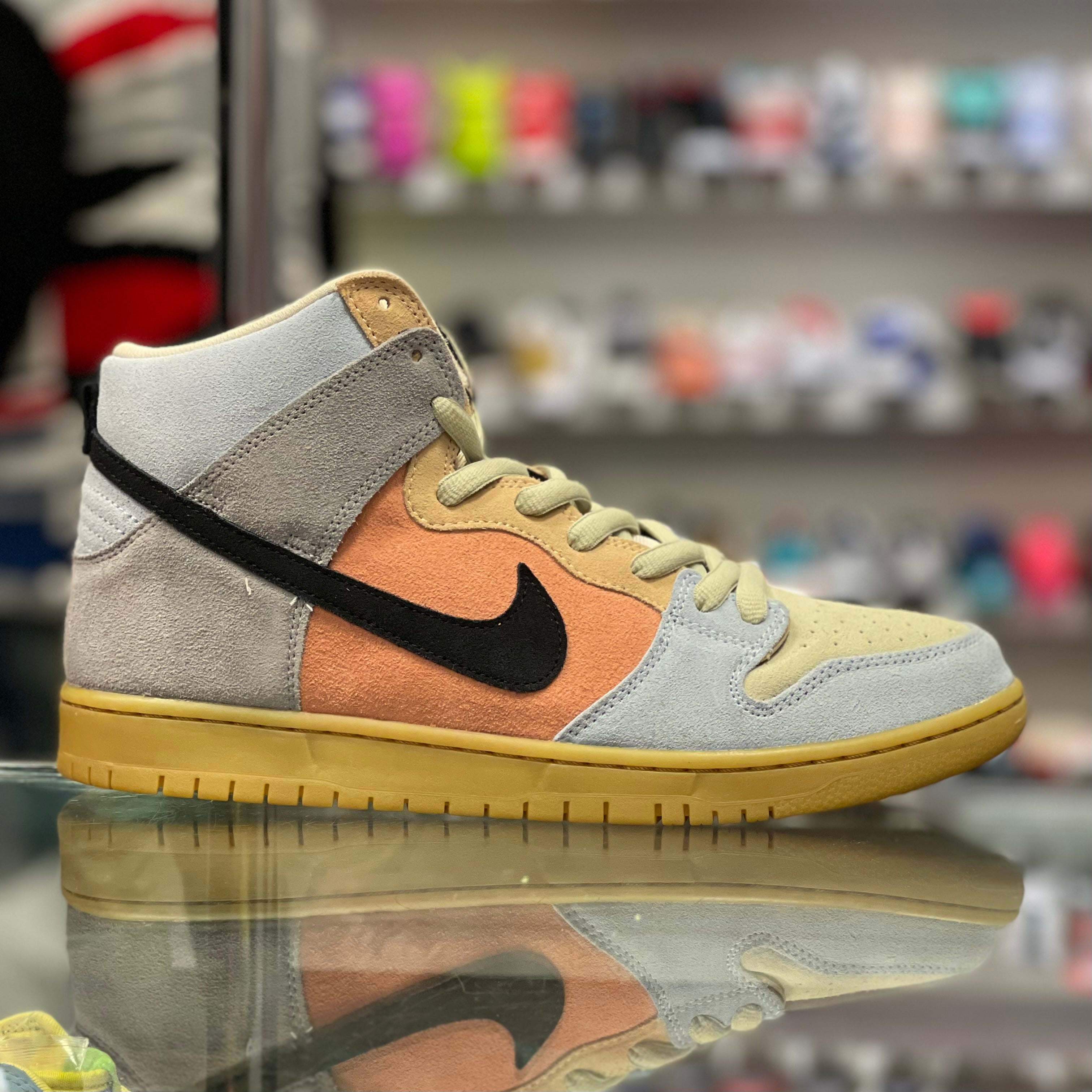 Nike SB Dunk High “Spectrum”