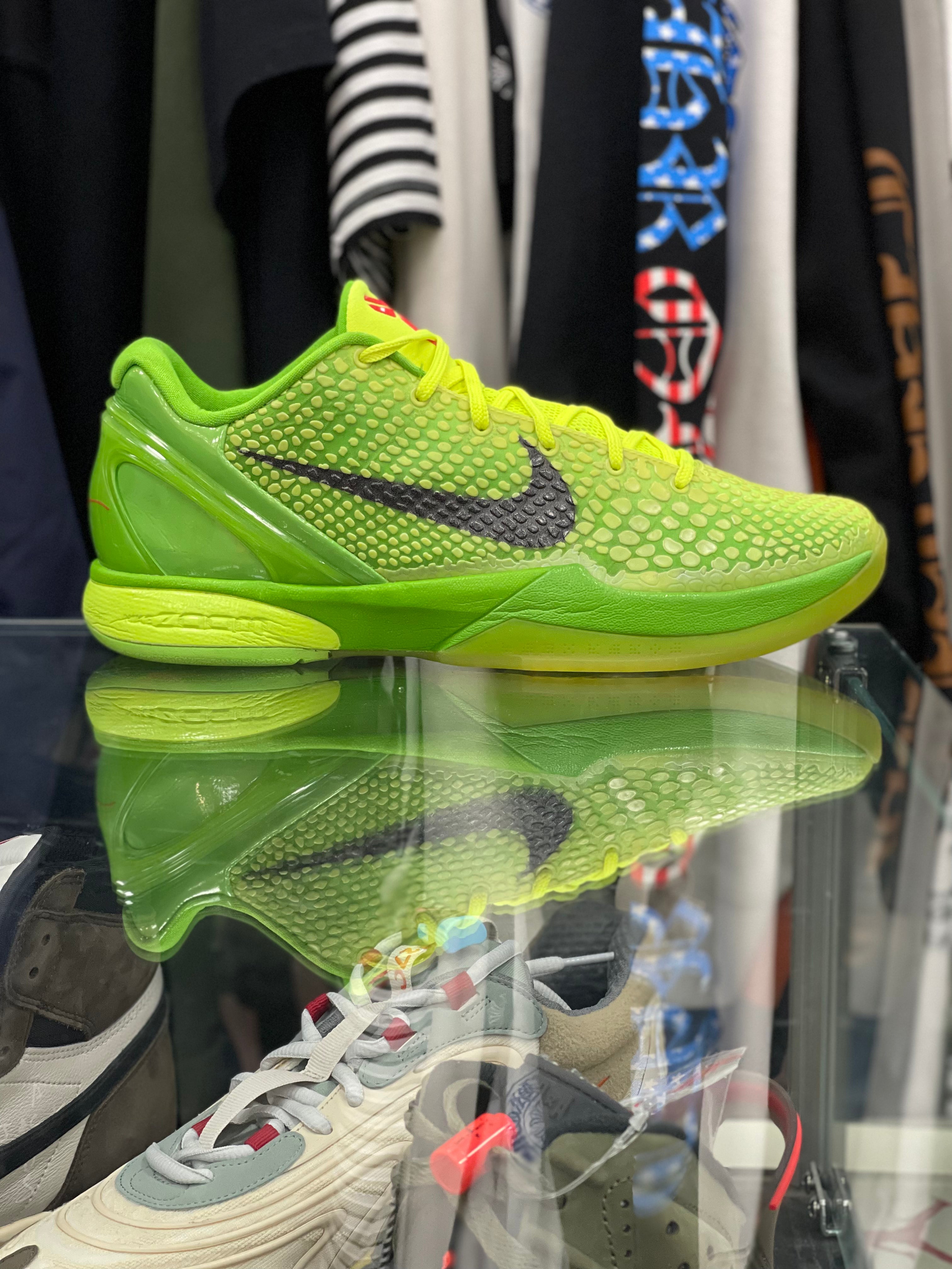 2010 Nike Kobe 6 “Grinch”