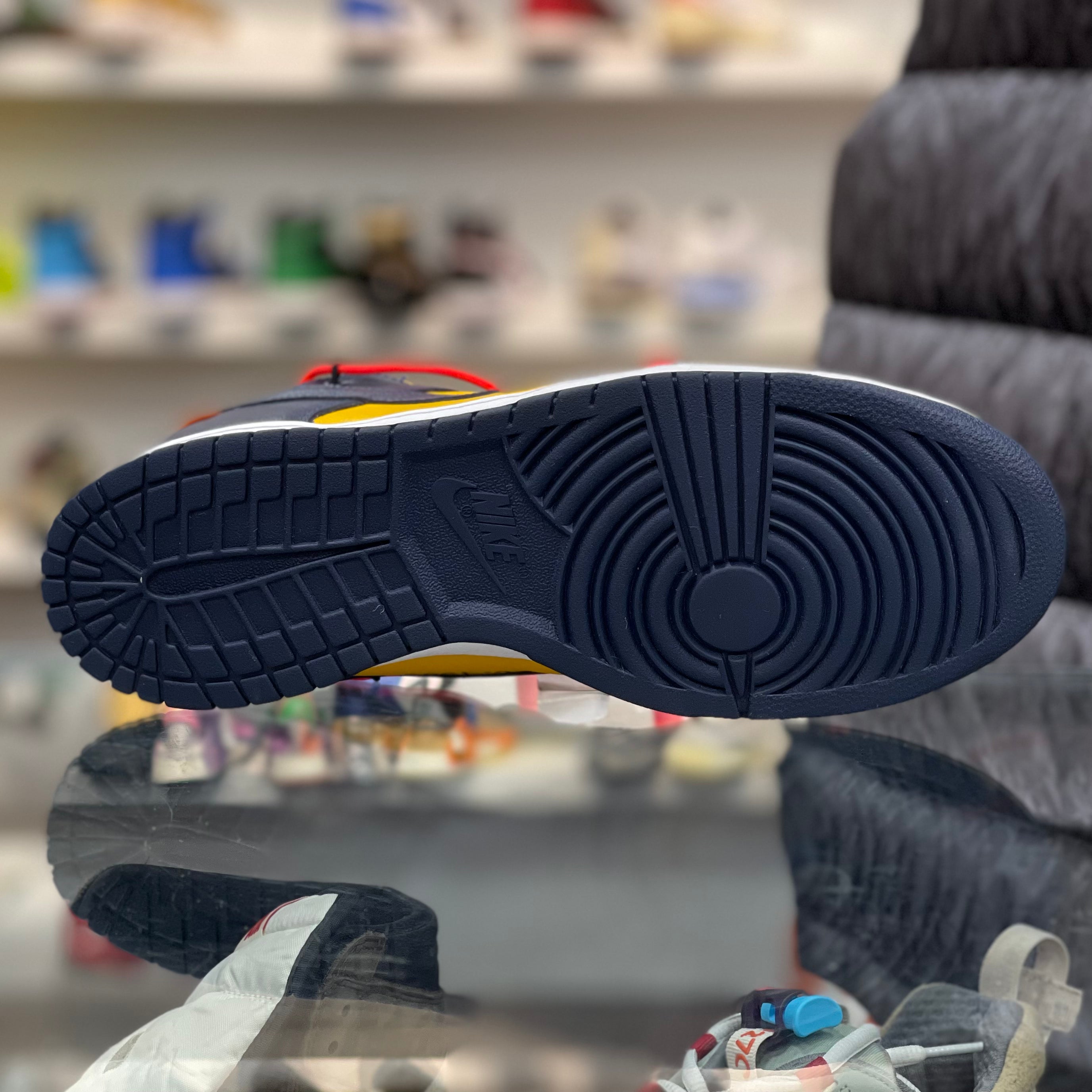 Nike Dunk Low “Off-White University Gold Midnight Navy”