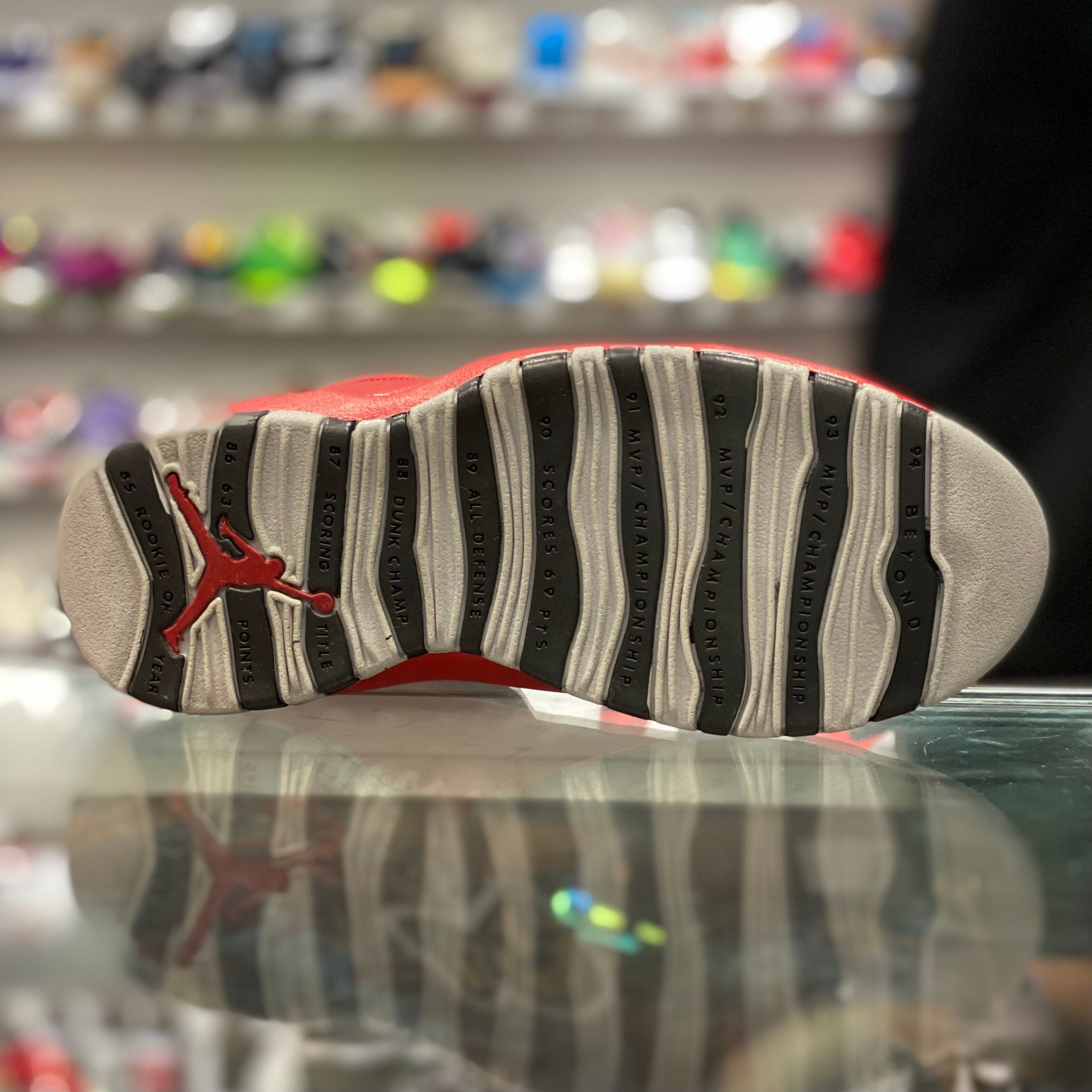 Air Jordan 10 Retro “Bulls Over Broadway”