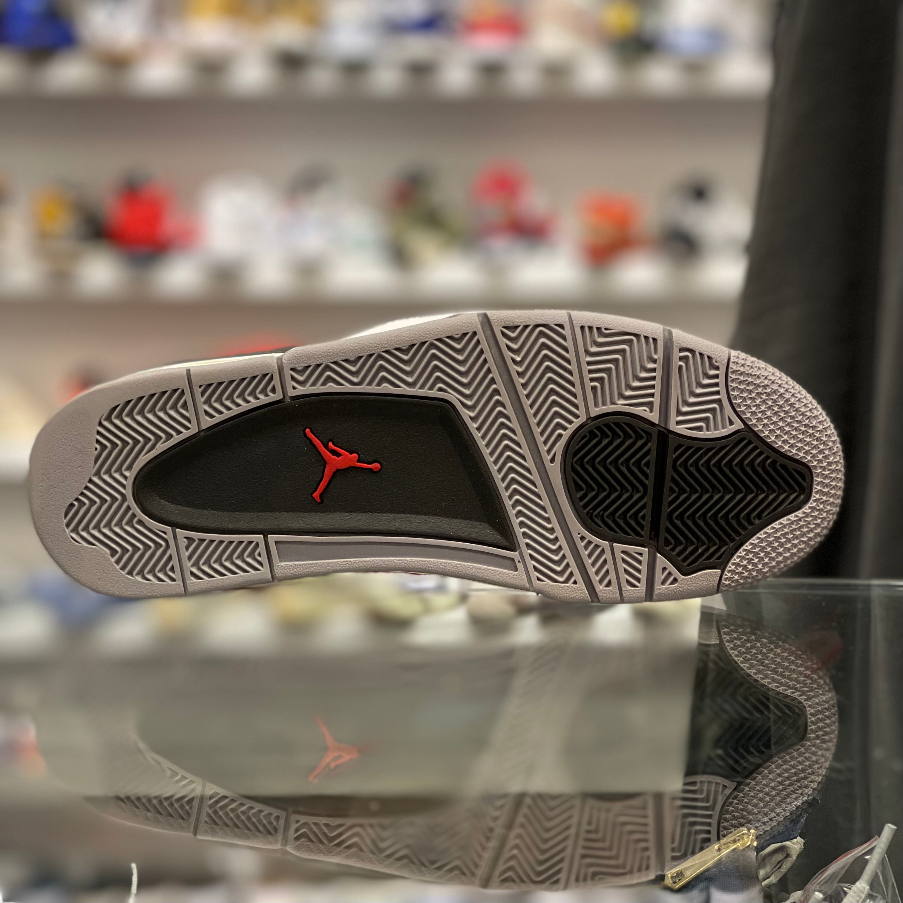 Air Jordan 4 Retro “Toro”