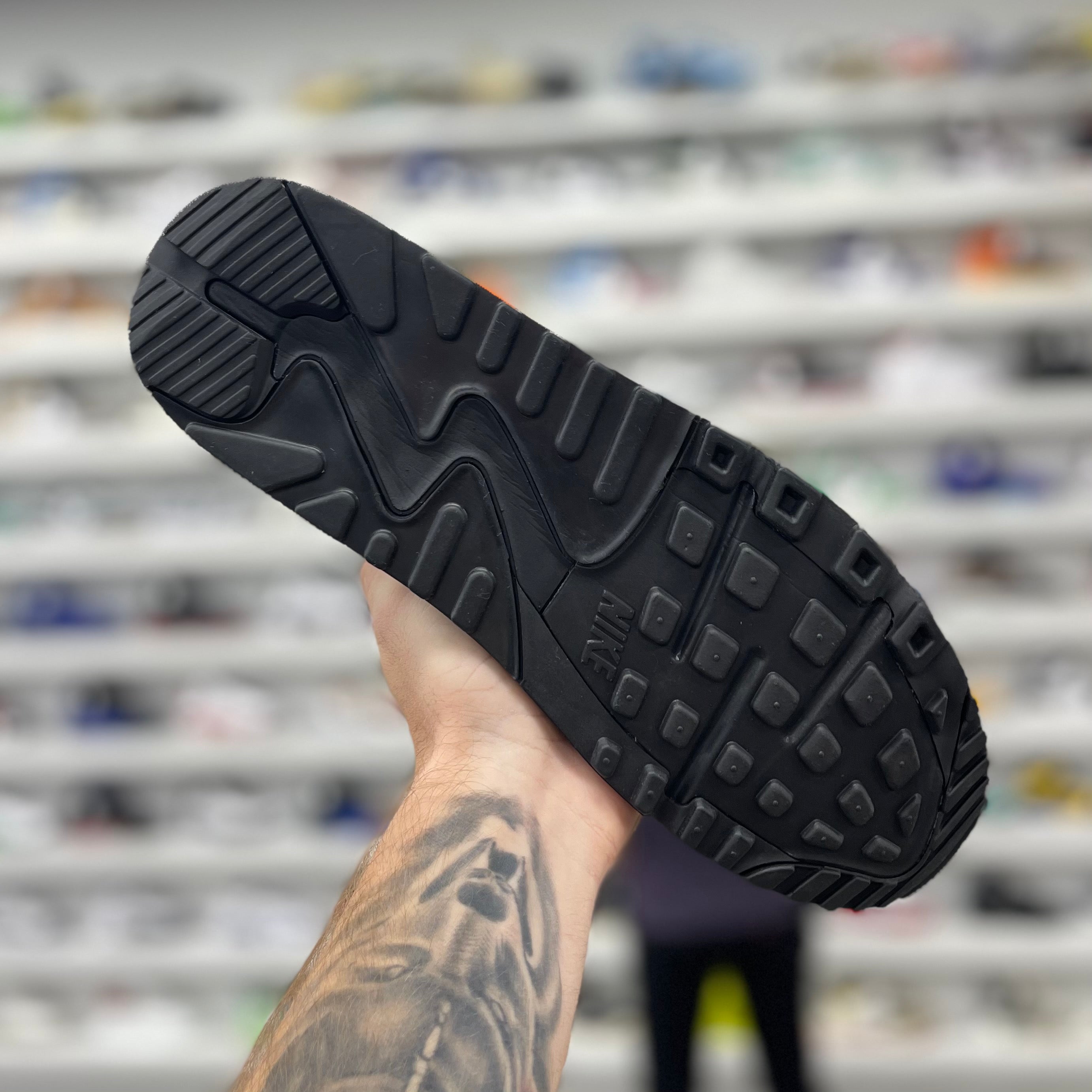 Air Max 90 x Off-White “Black”